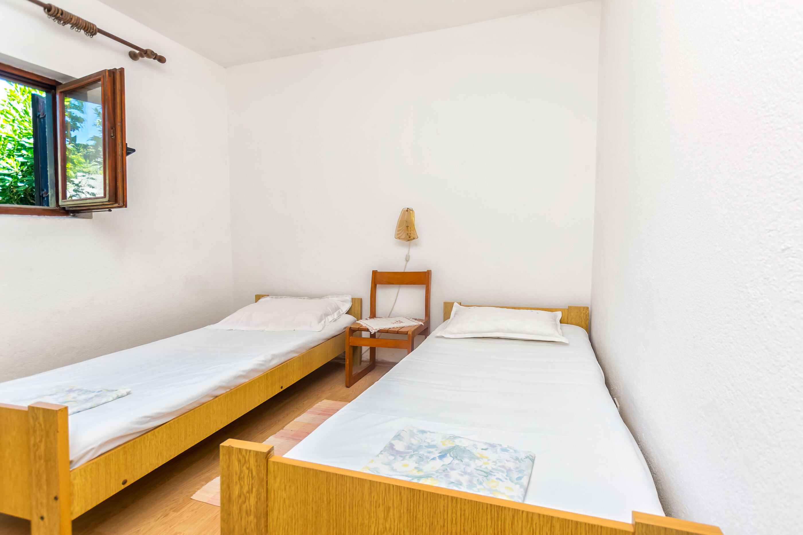 Apartments Vuli 94751-A1