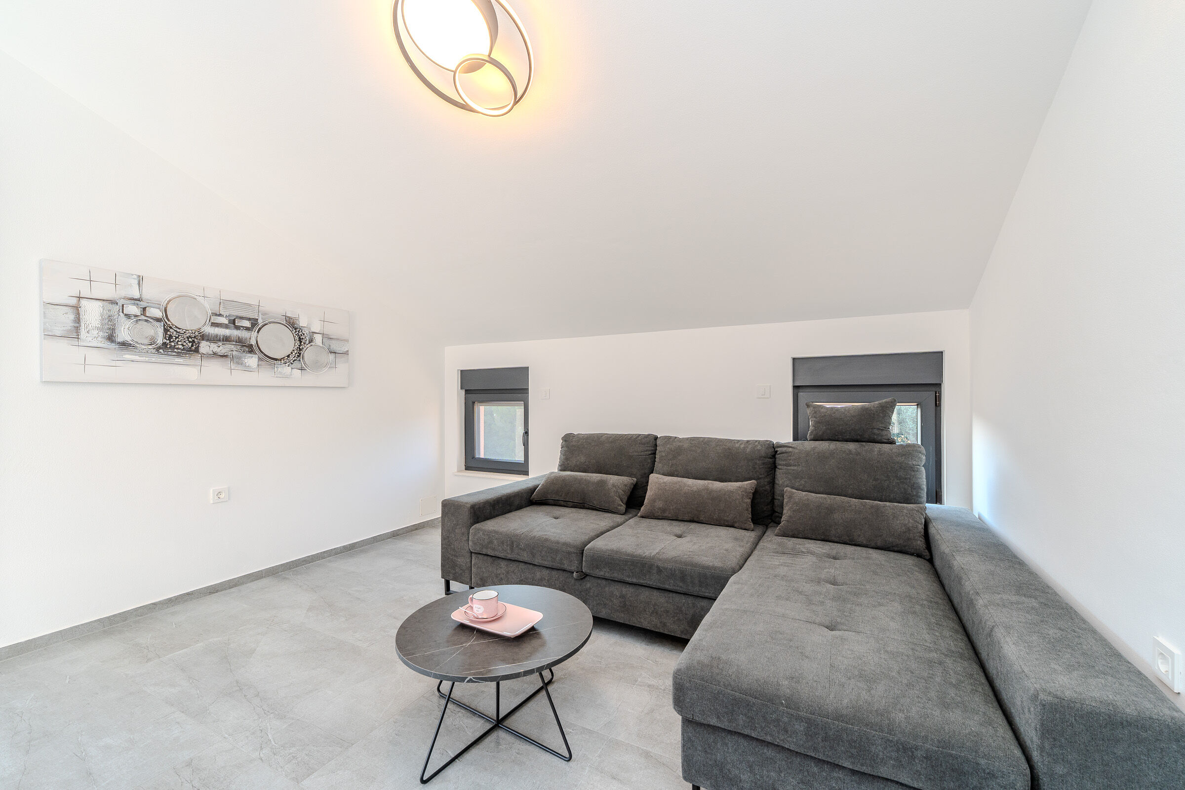 Apartments Villa Royal 44969-A3