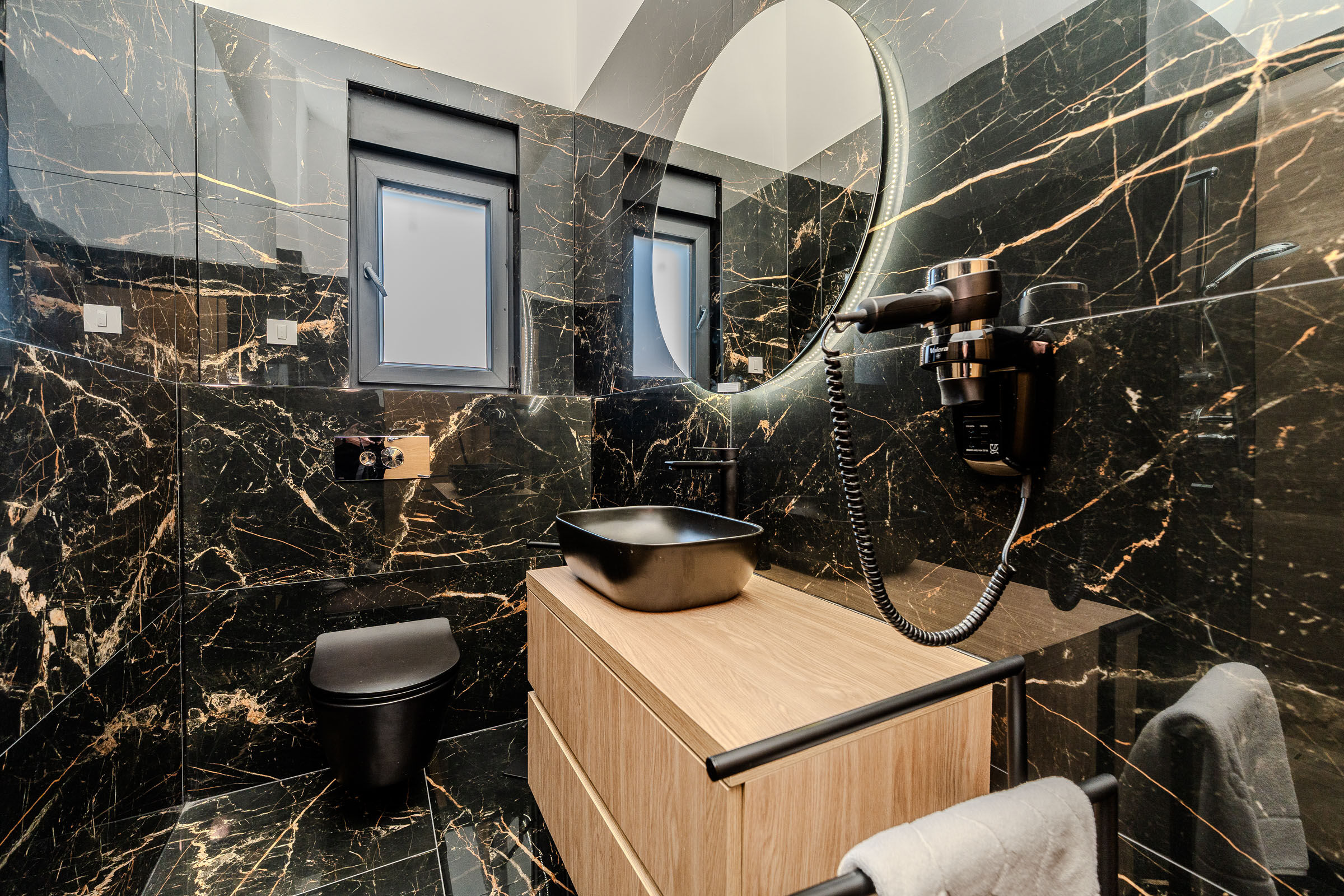 Apartments Villa Royal 44969-A3