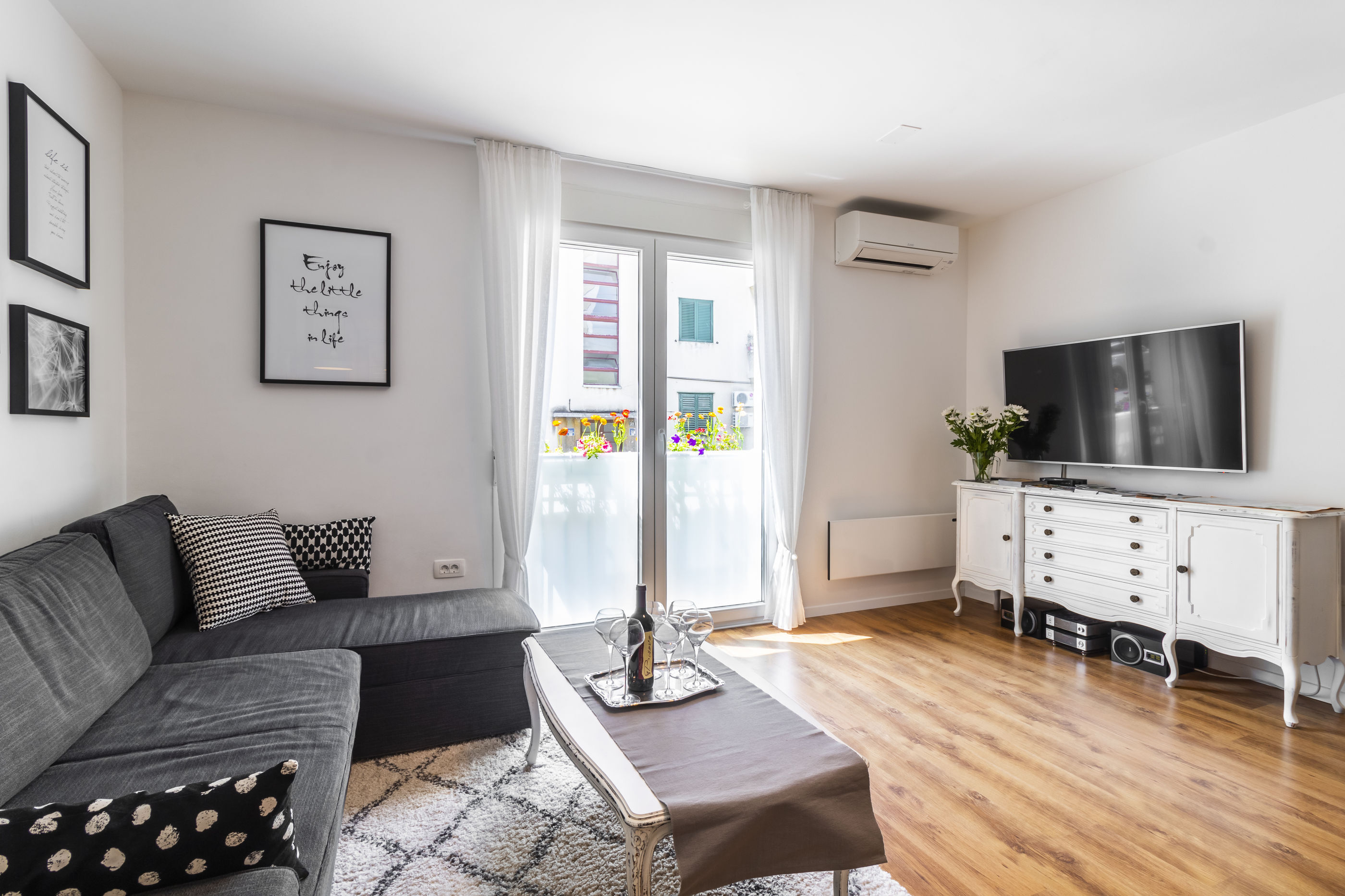 Apartment Apartment In Centre For 6 53811-A1
