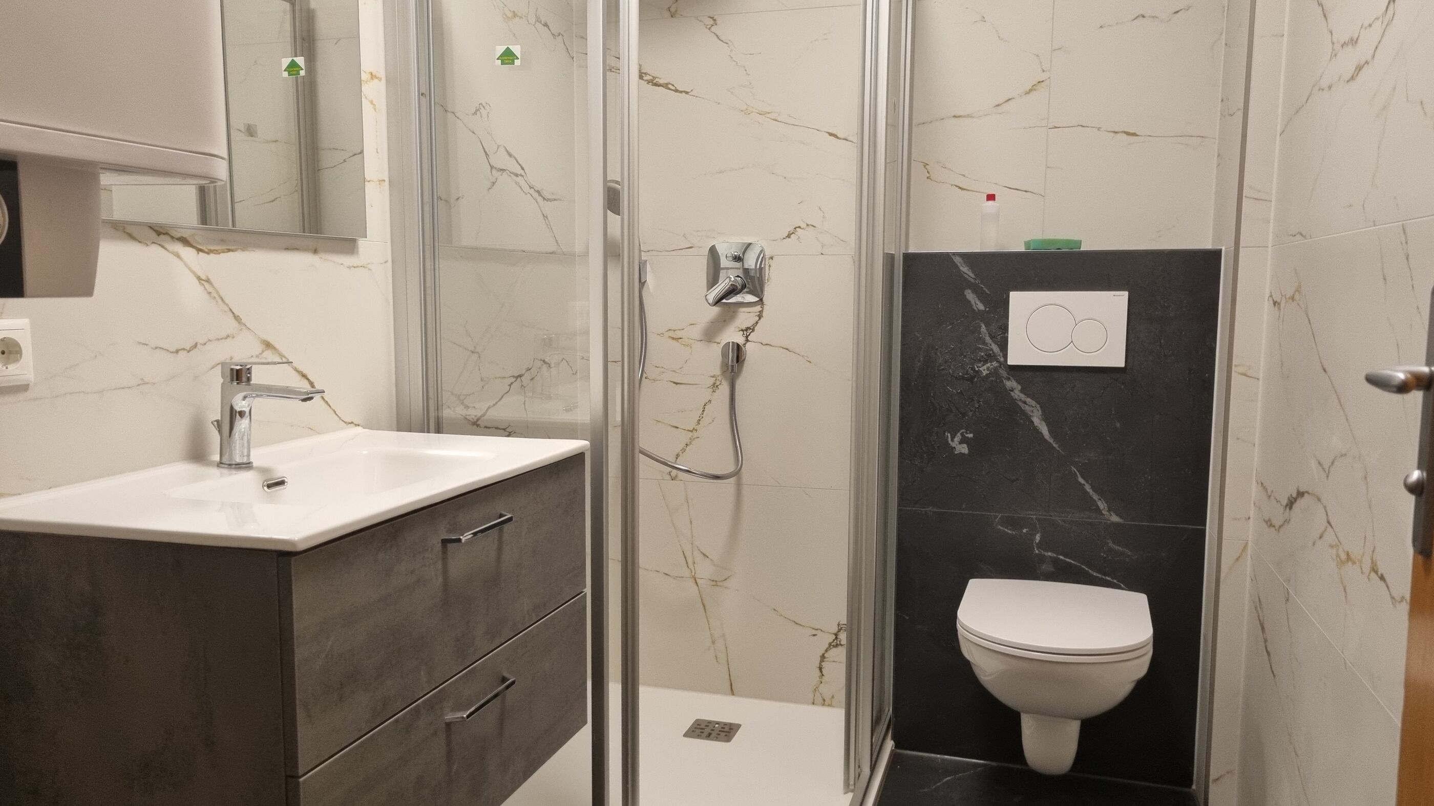 Apartments Villa Naranča 69051-A2