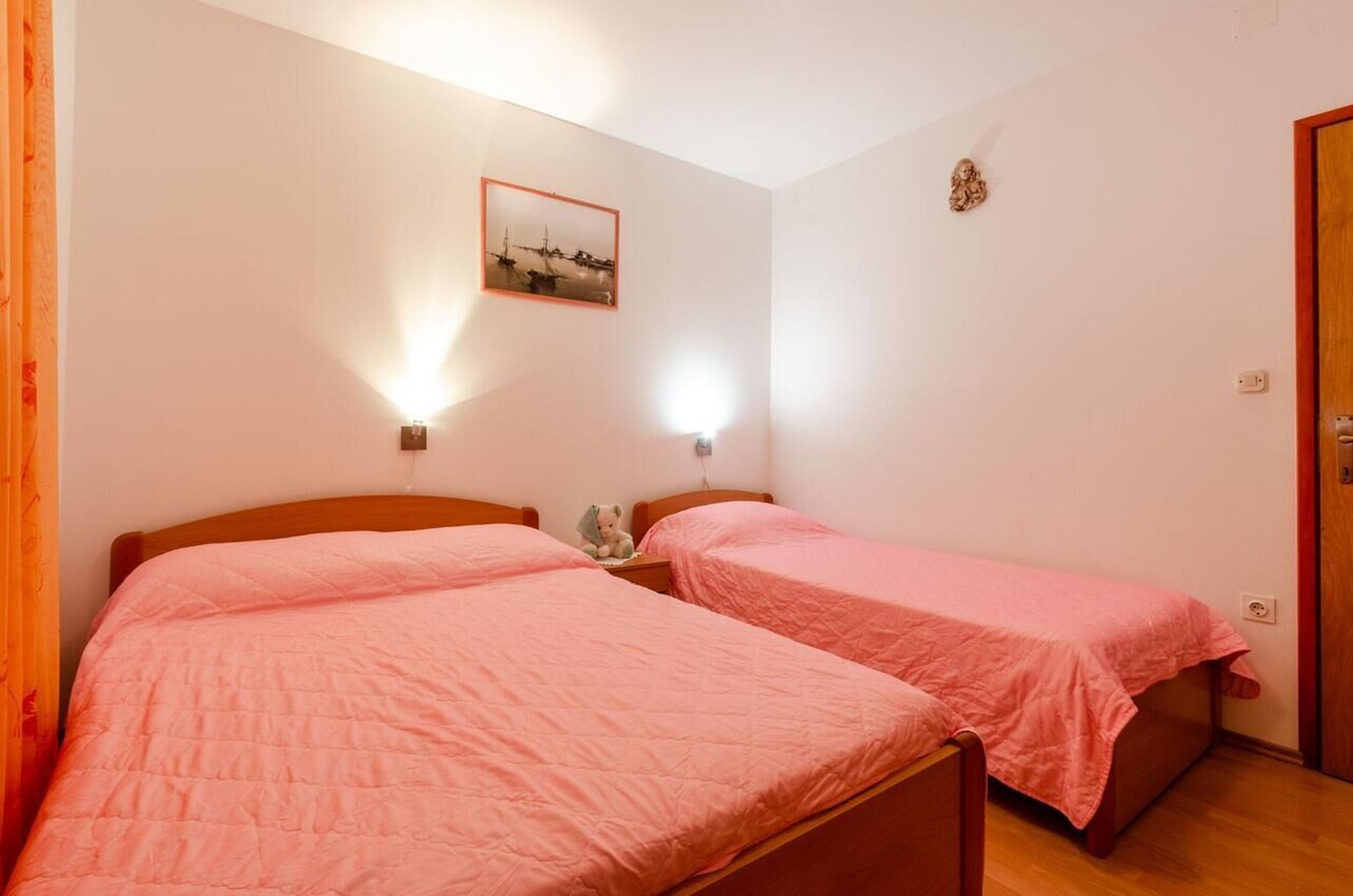 House Ivana 114831-K1