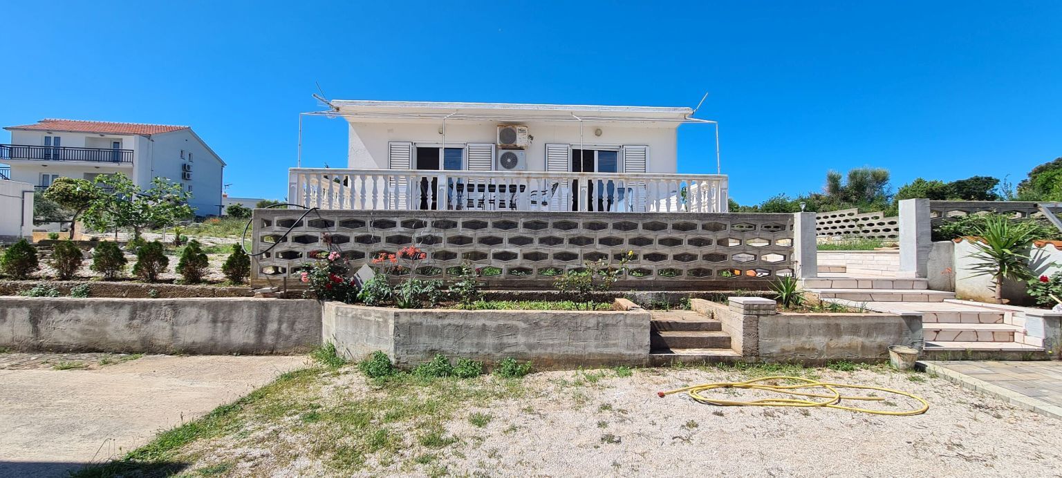 House Karmela 95231-K1