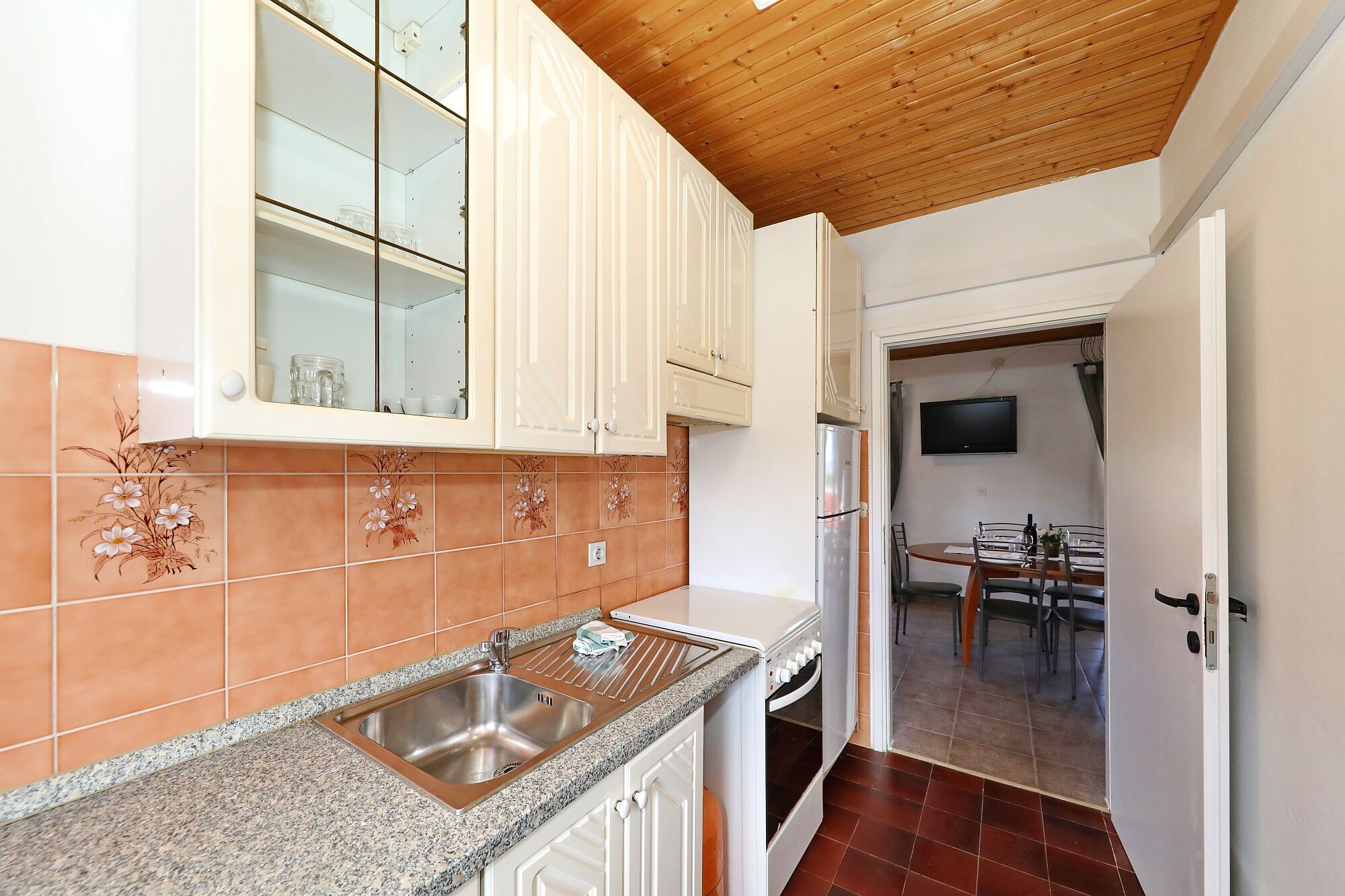 Apartments Saphron beach 14557-A4