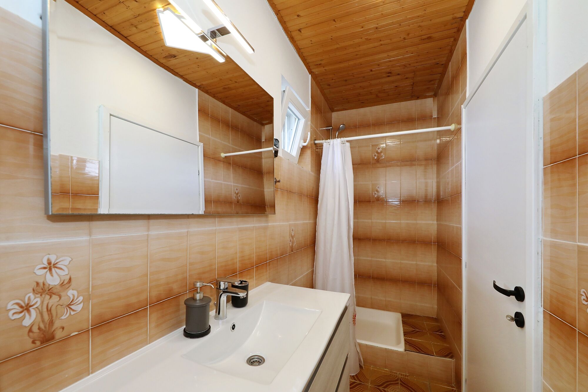 Apartments Saphron beach 14557-A4