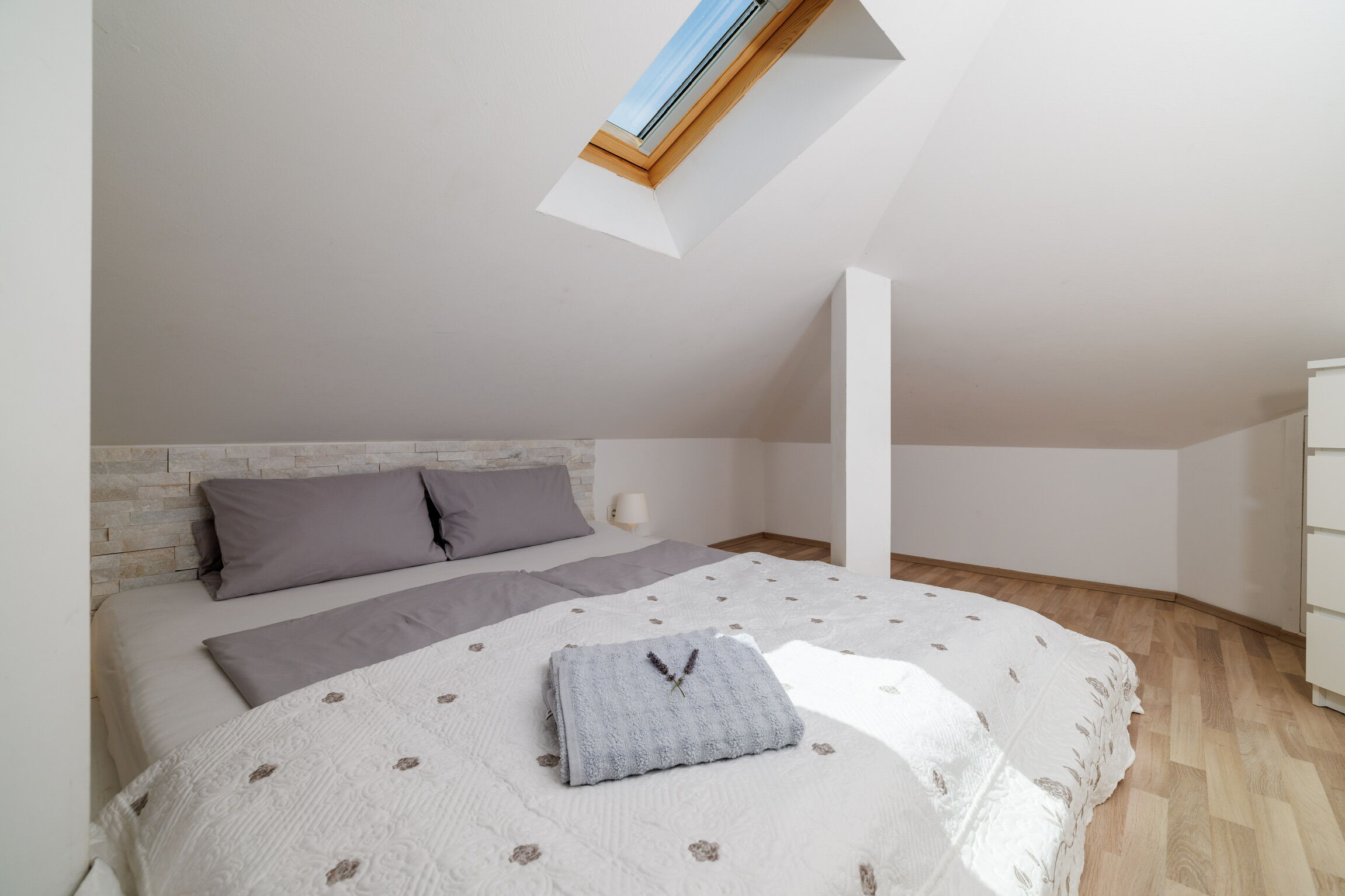 Apartments Jozić 62776-A2