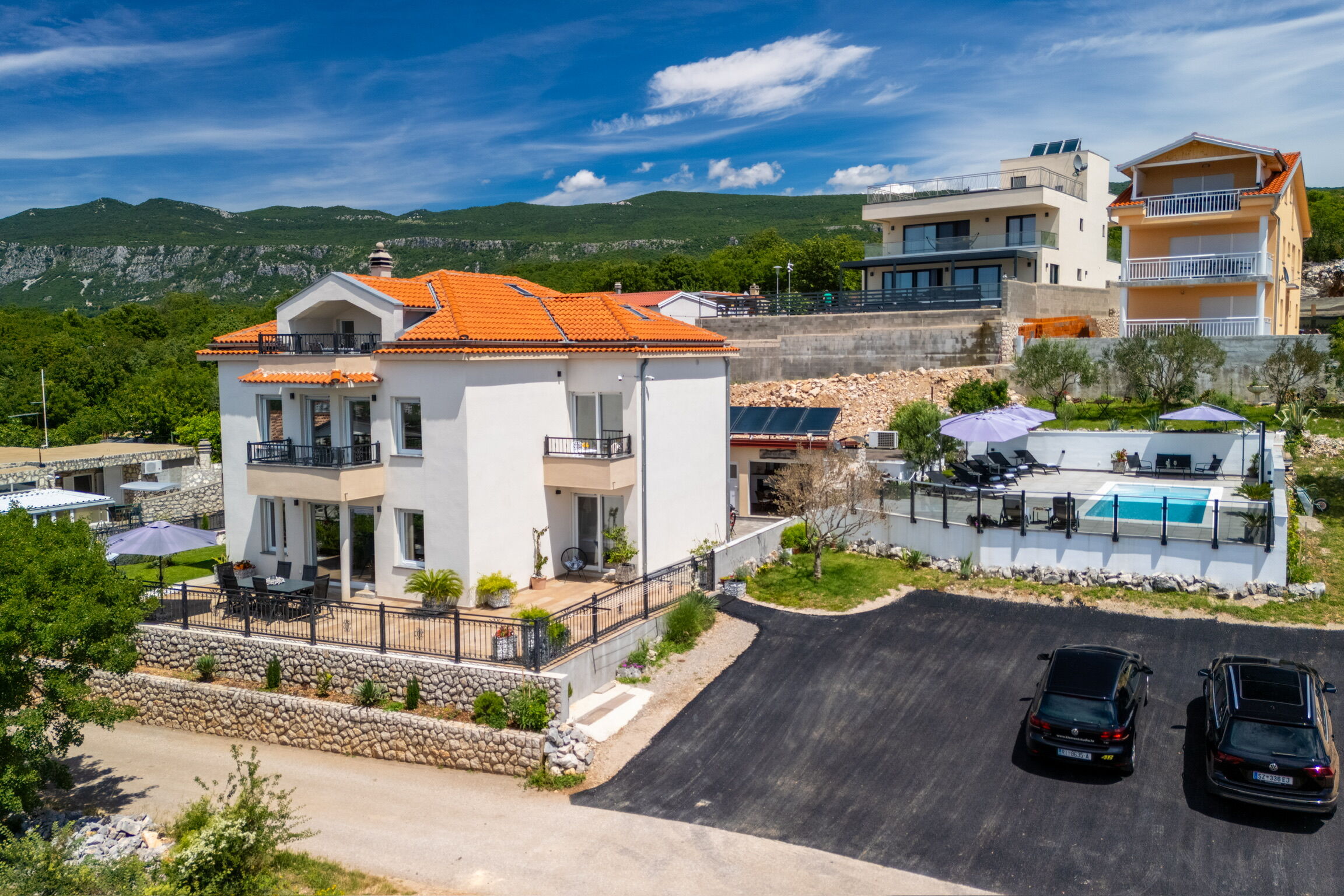Apartments Jozić 62776-A1