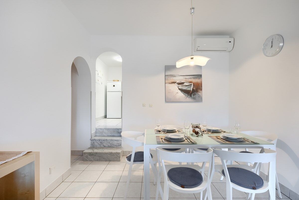 Casa Eli 16013-A1