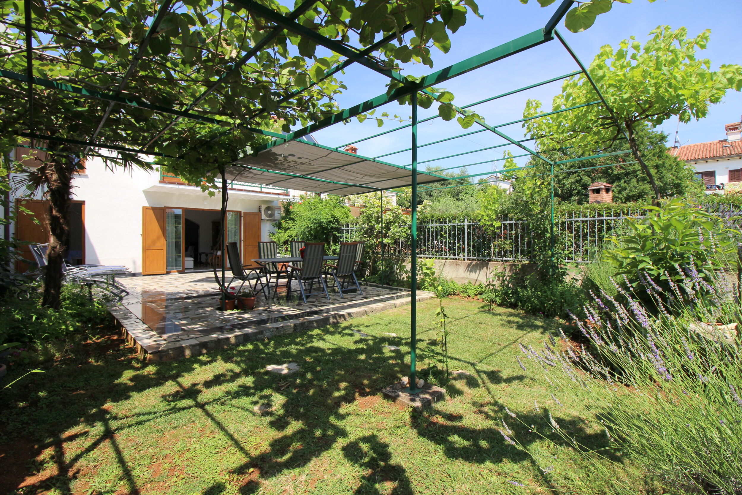 House Lavanda s lijepim vrtom 11562-K1