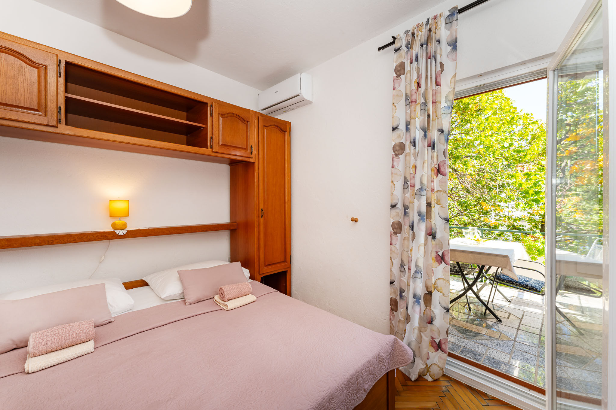 Apartments and Room Adriana 99281-A1