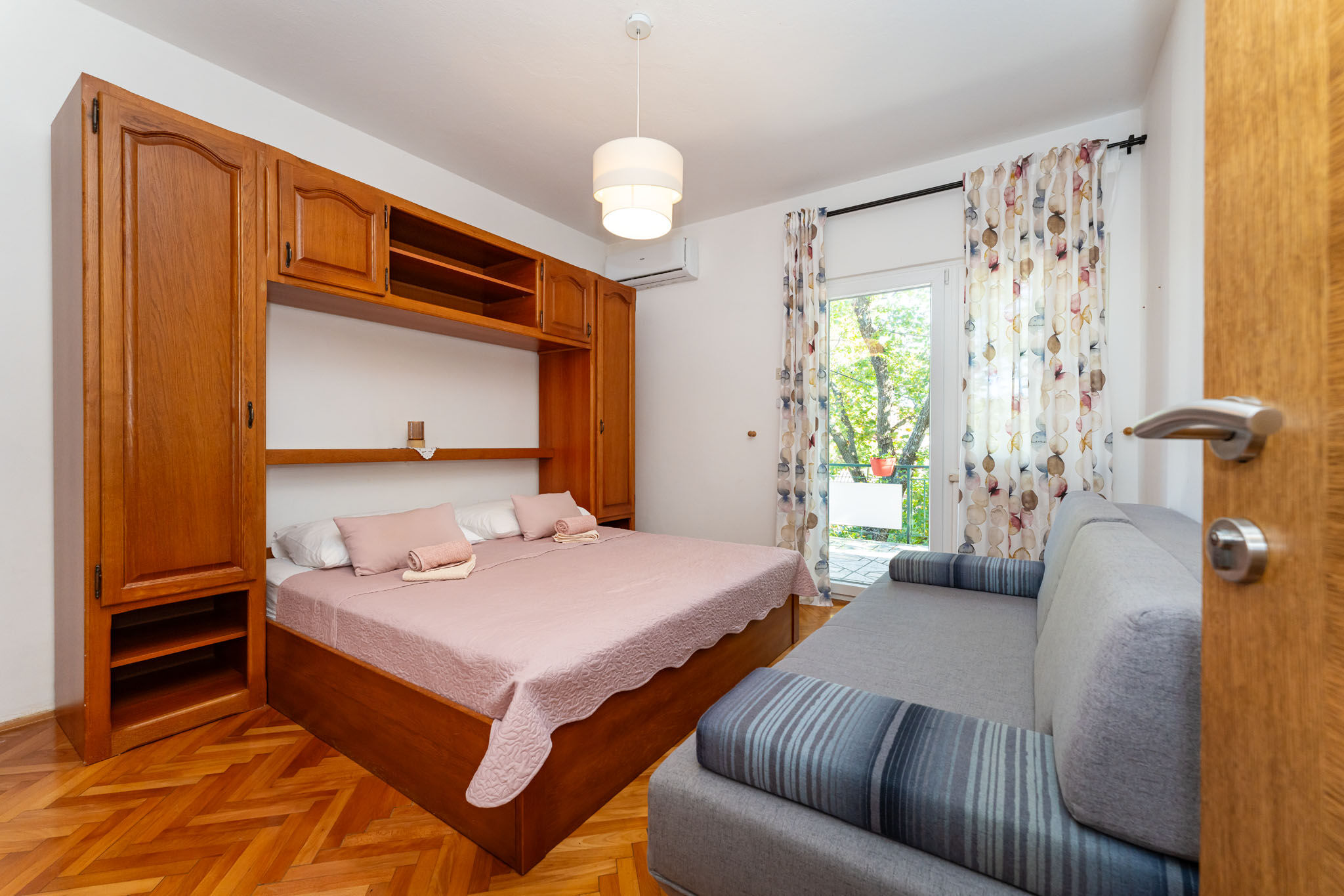 Apartments and Room Adriana 99281-A2