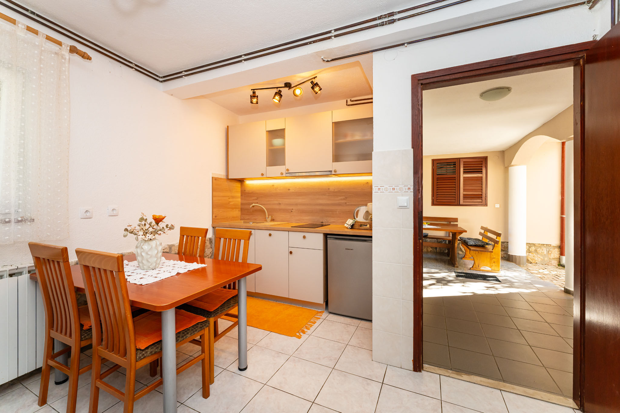 Apartments and Room Adriana 99281-A6