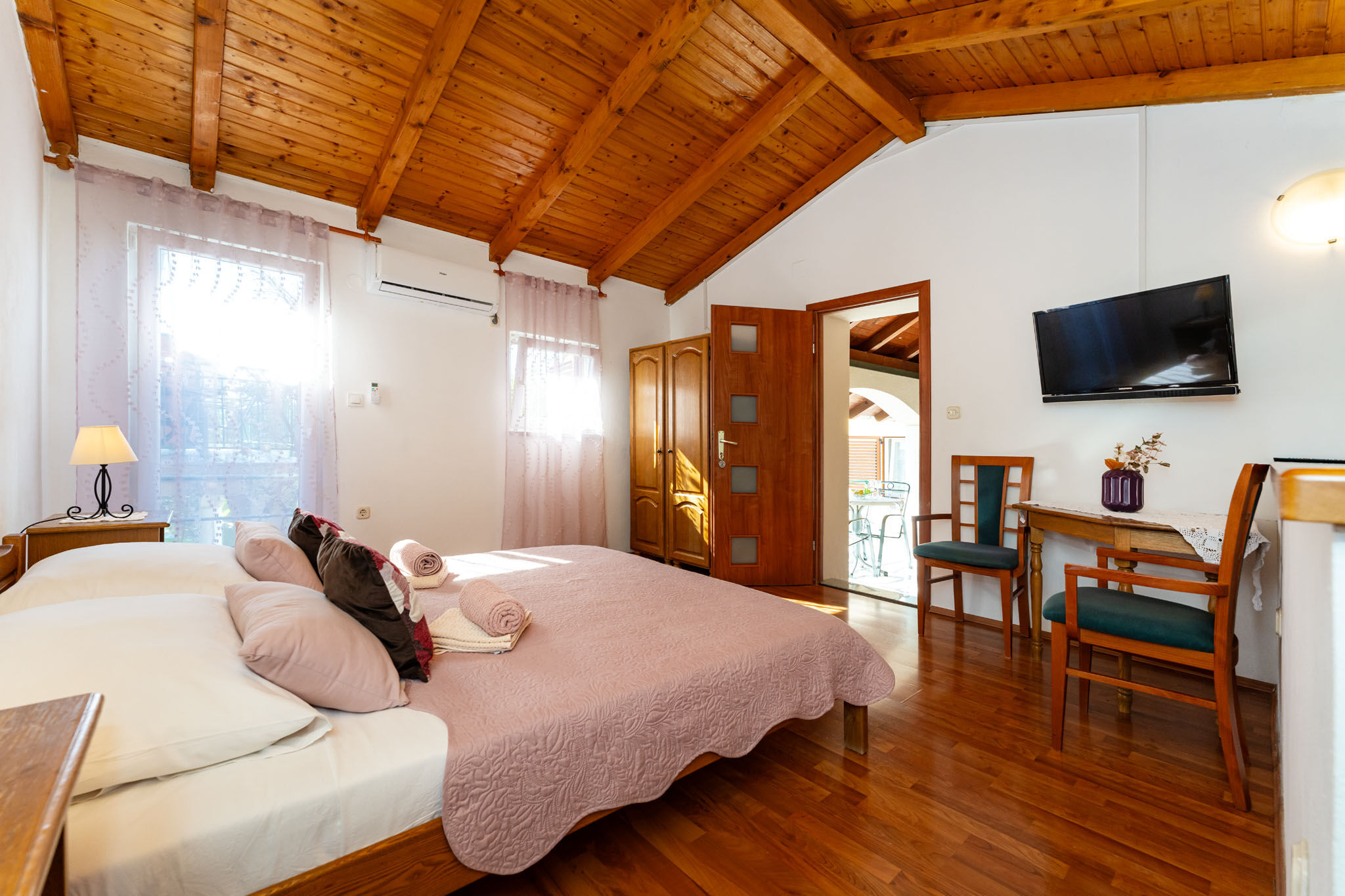 Apartments and Room Adriana 99281-A8