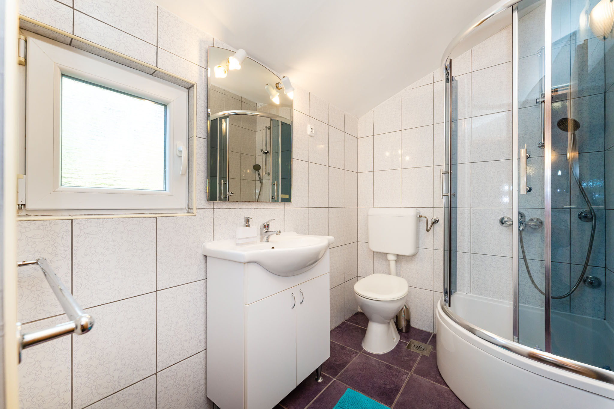 Apartments and Room Adriana 99281-A8