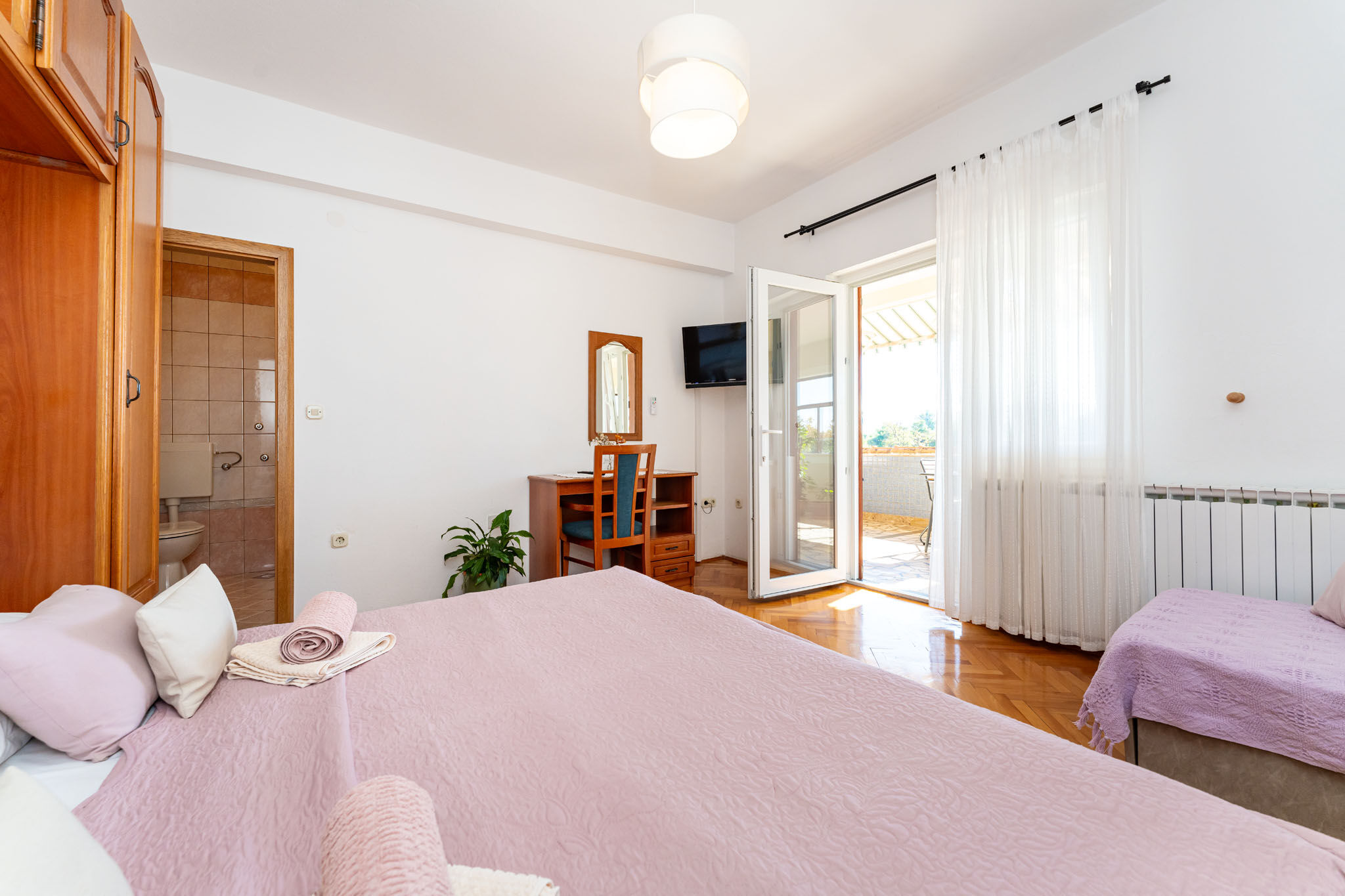 Apartments and Room Adriana 99281-S2