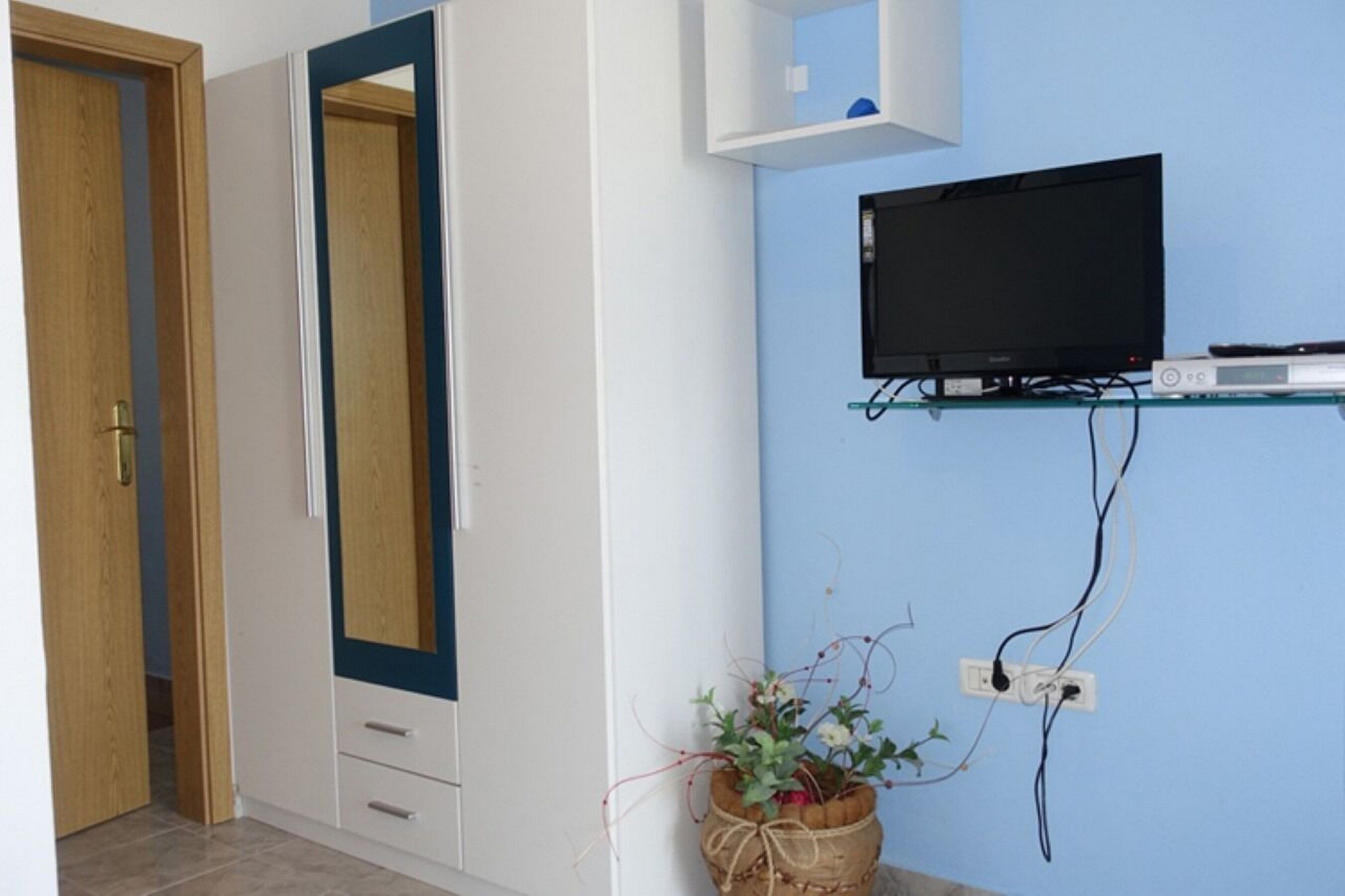 Apartments Ivo 104441-A2