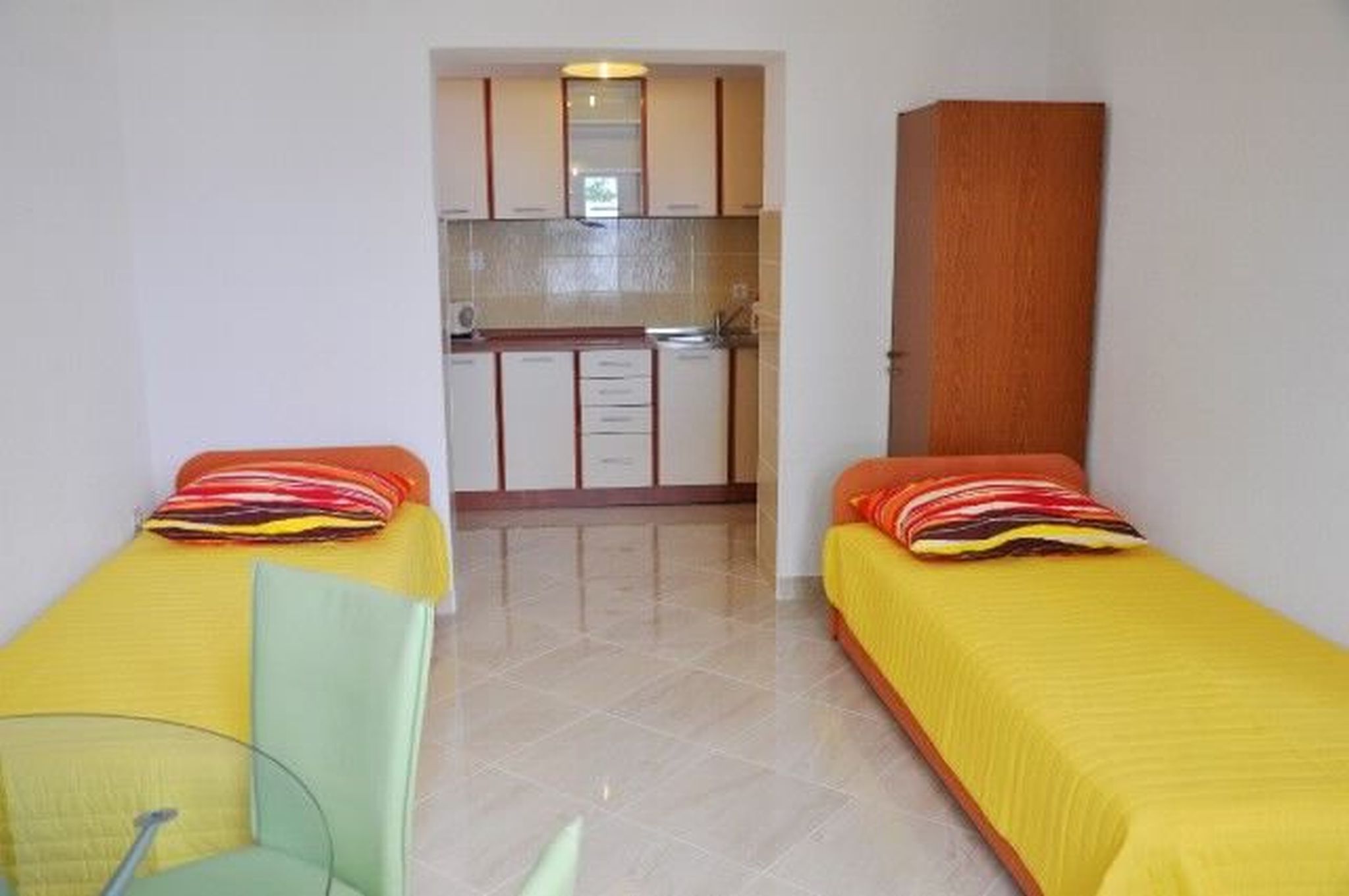 Apartments Tonči 41011-A2