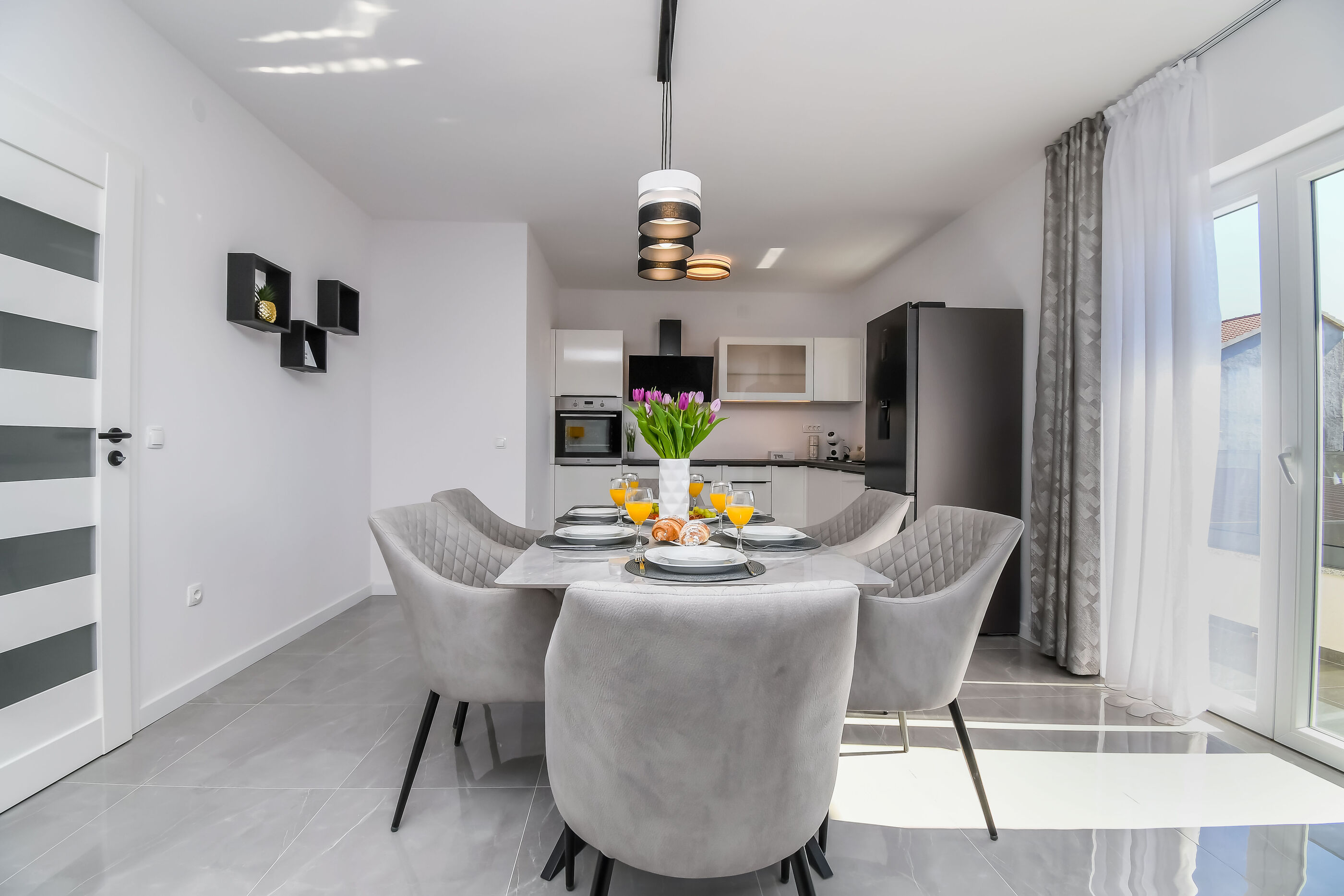 Apartment Silver Shine 116721-A1