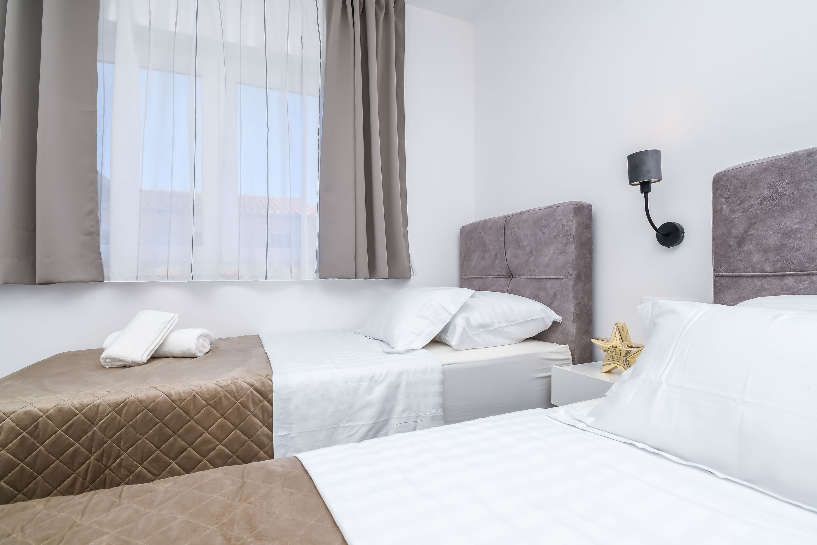 Apartment Silver Shine 116721-A1