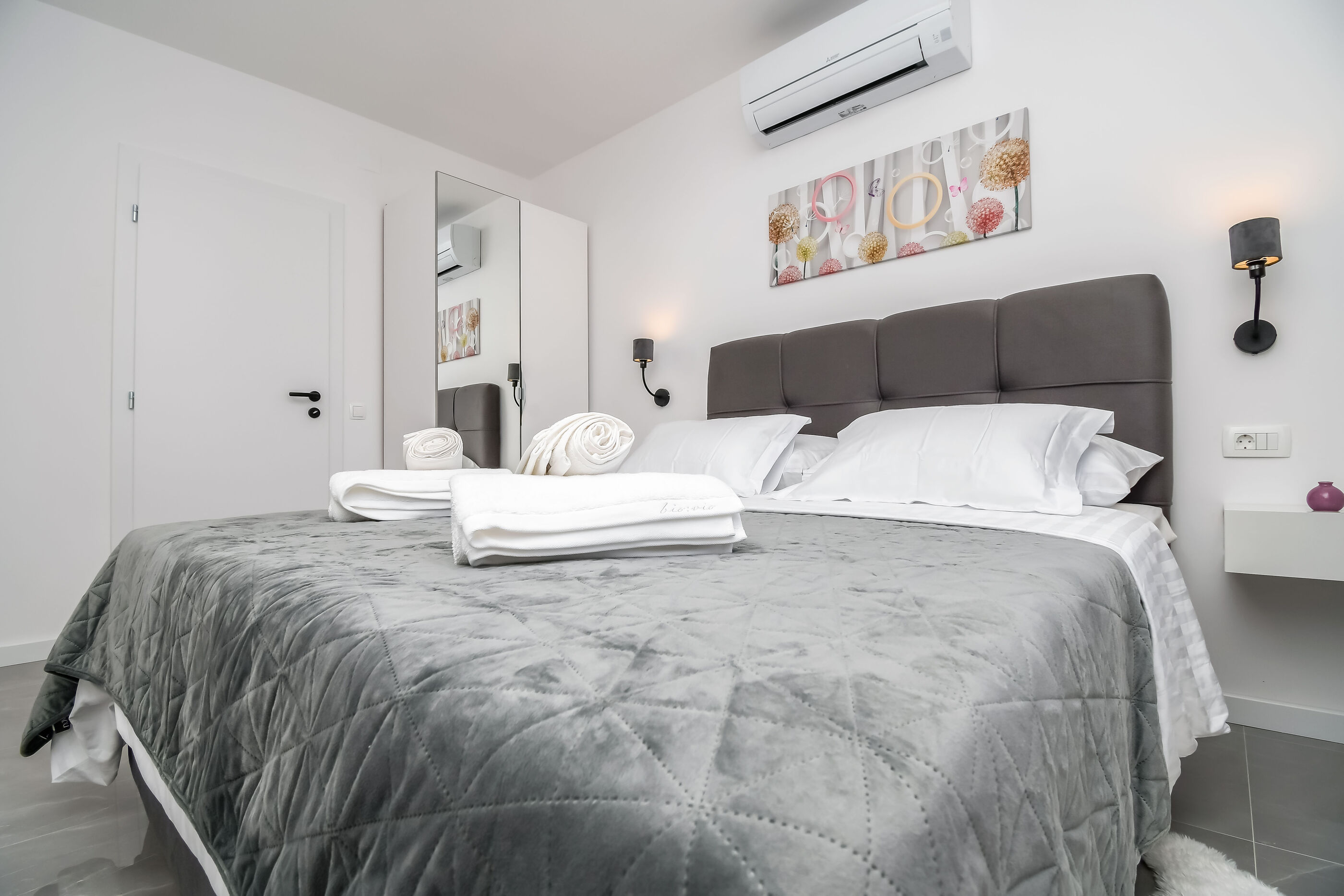 Apartment Silver Shine 116721-A1