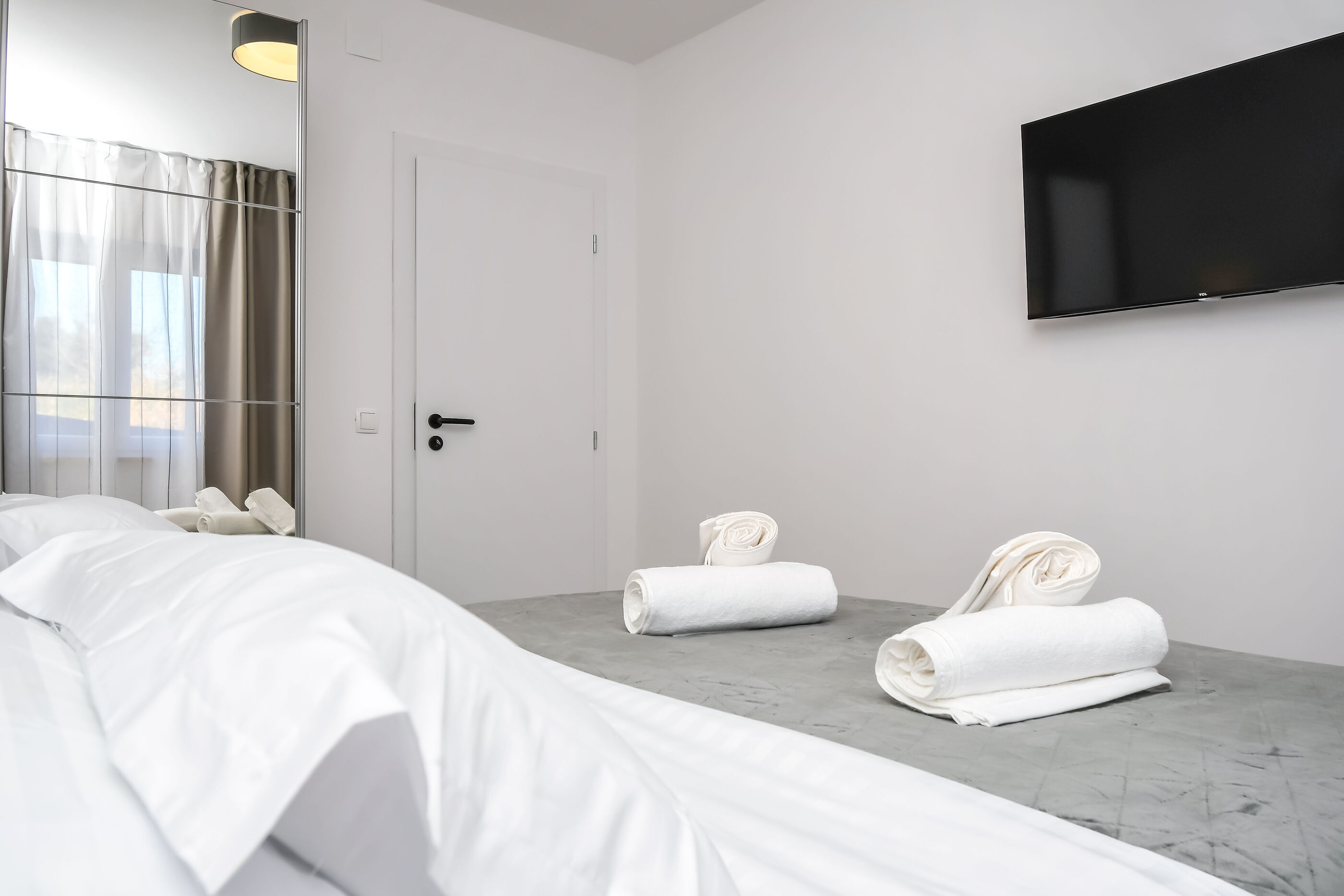 Apartment Silver Shine 116721-A1