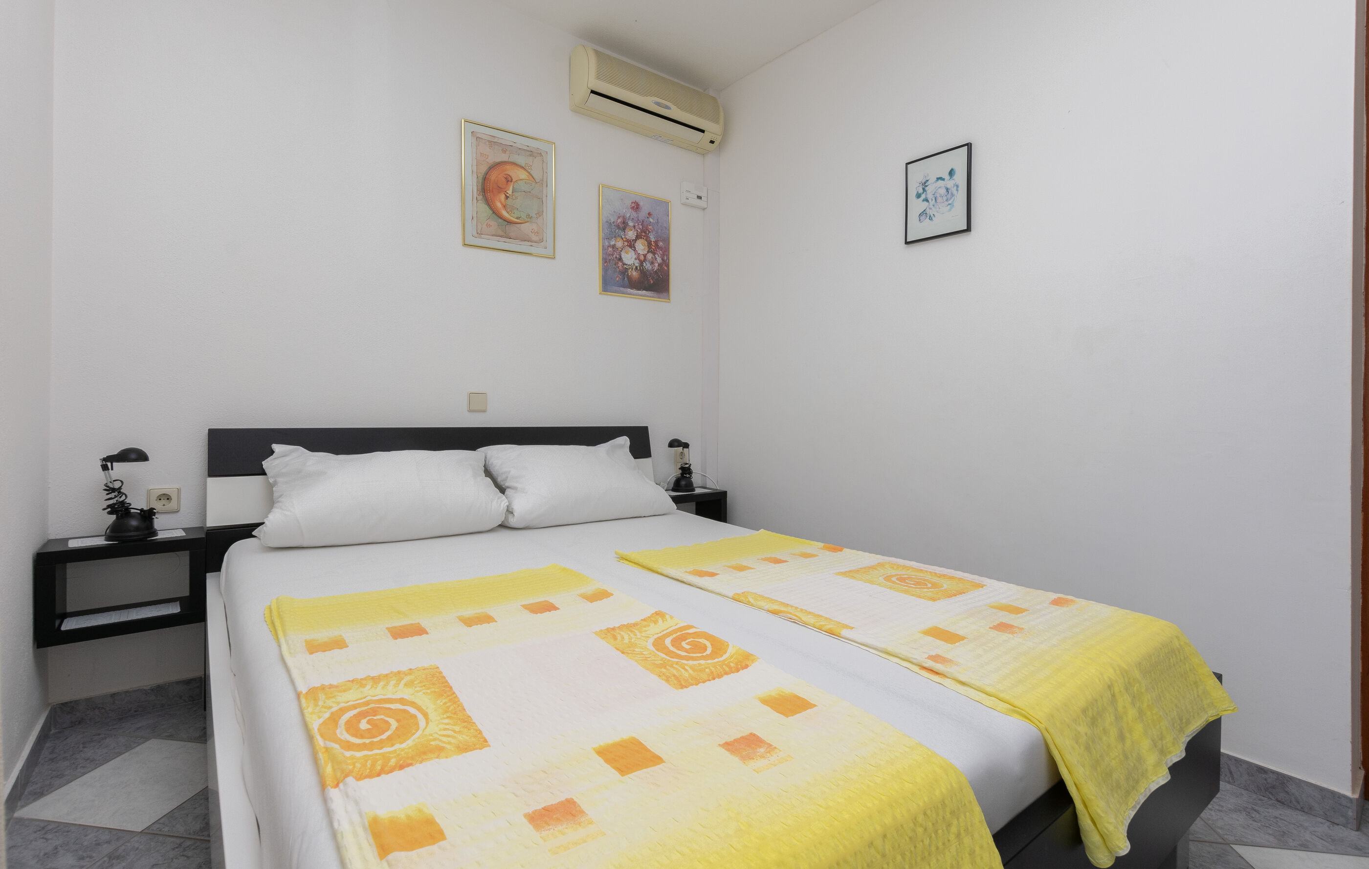 Apartments Urlicic 116601-A1