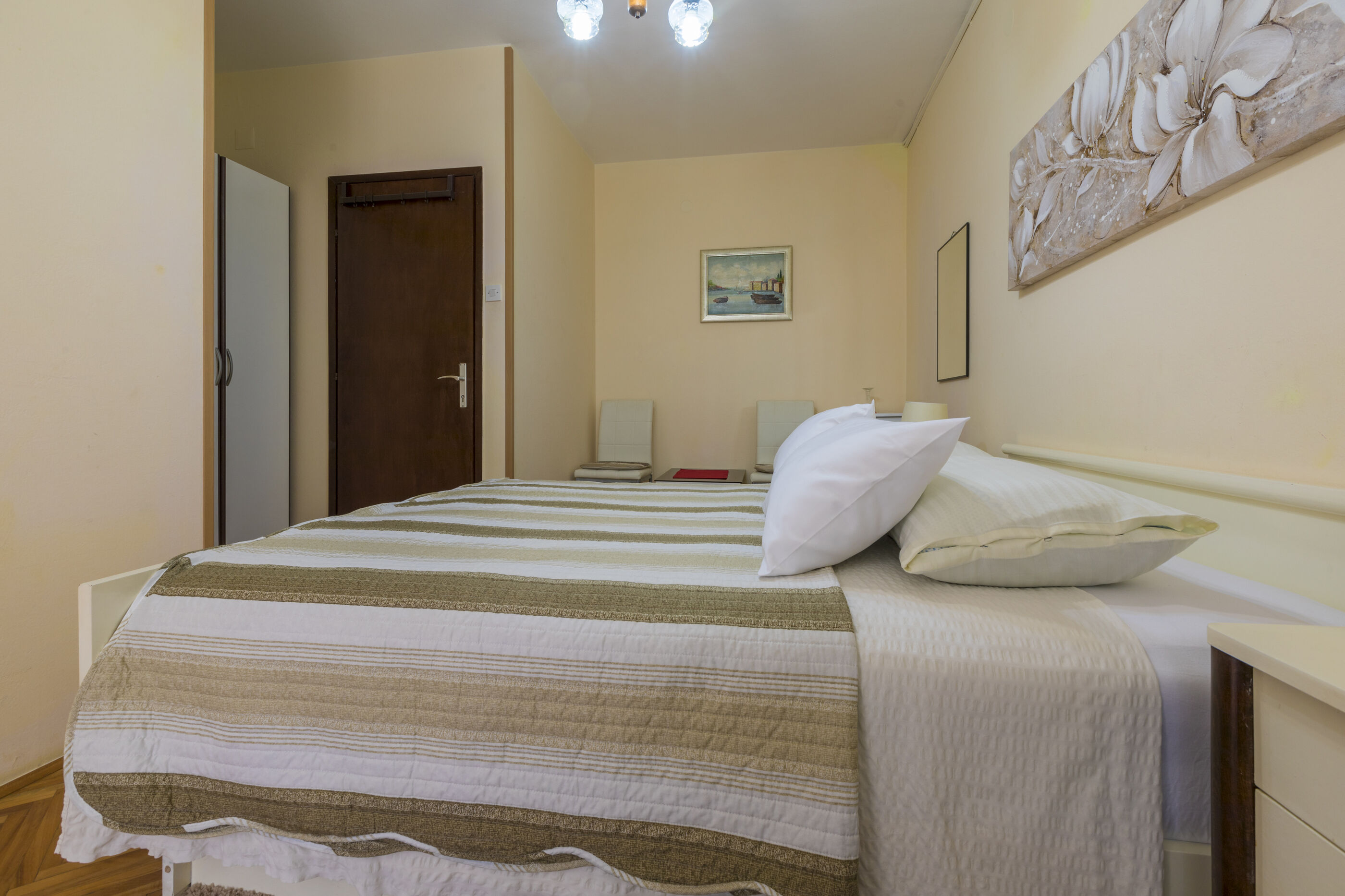 Apartments and Rooms Dotli 35530-S1