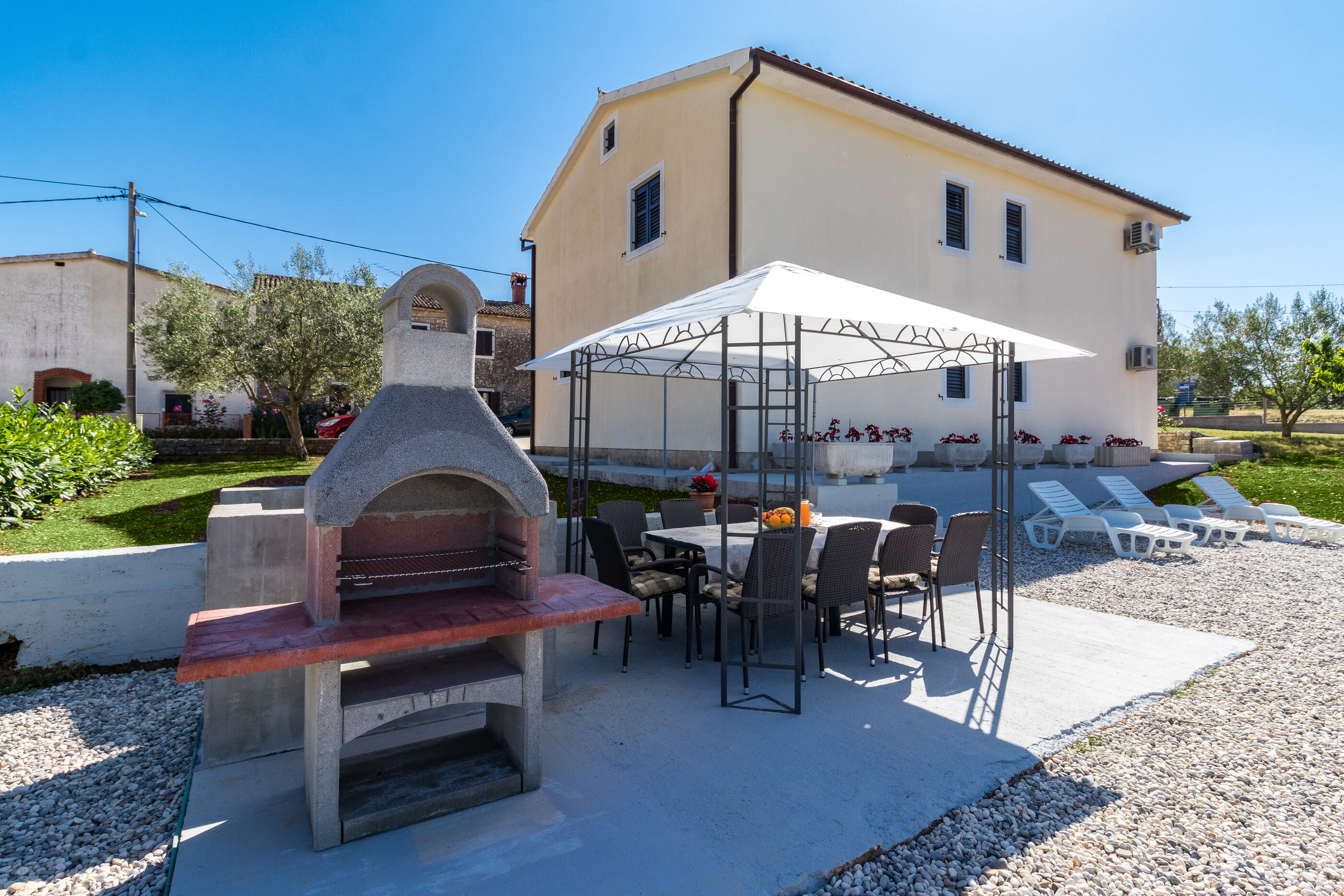 Photo of House Lilly