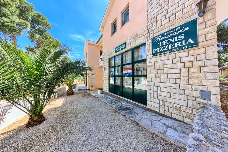 Apartmani i Sobe Ruzmarin - Rozi S3