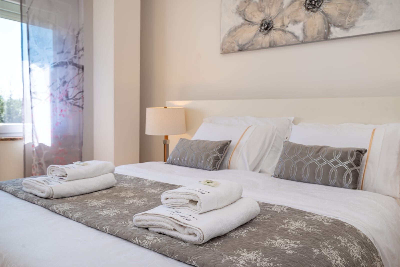 Photo of House Luxury Villa with pool