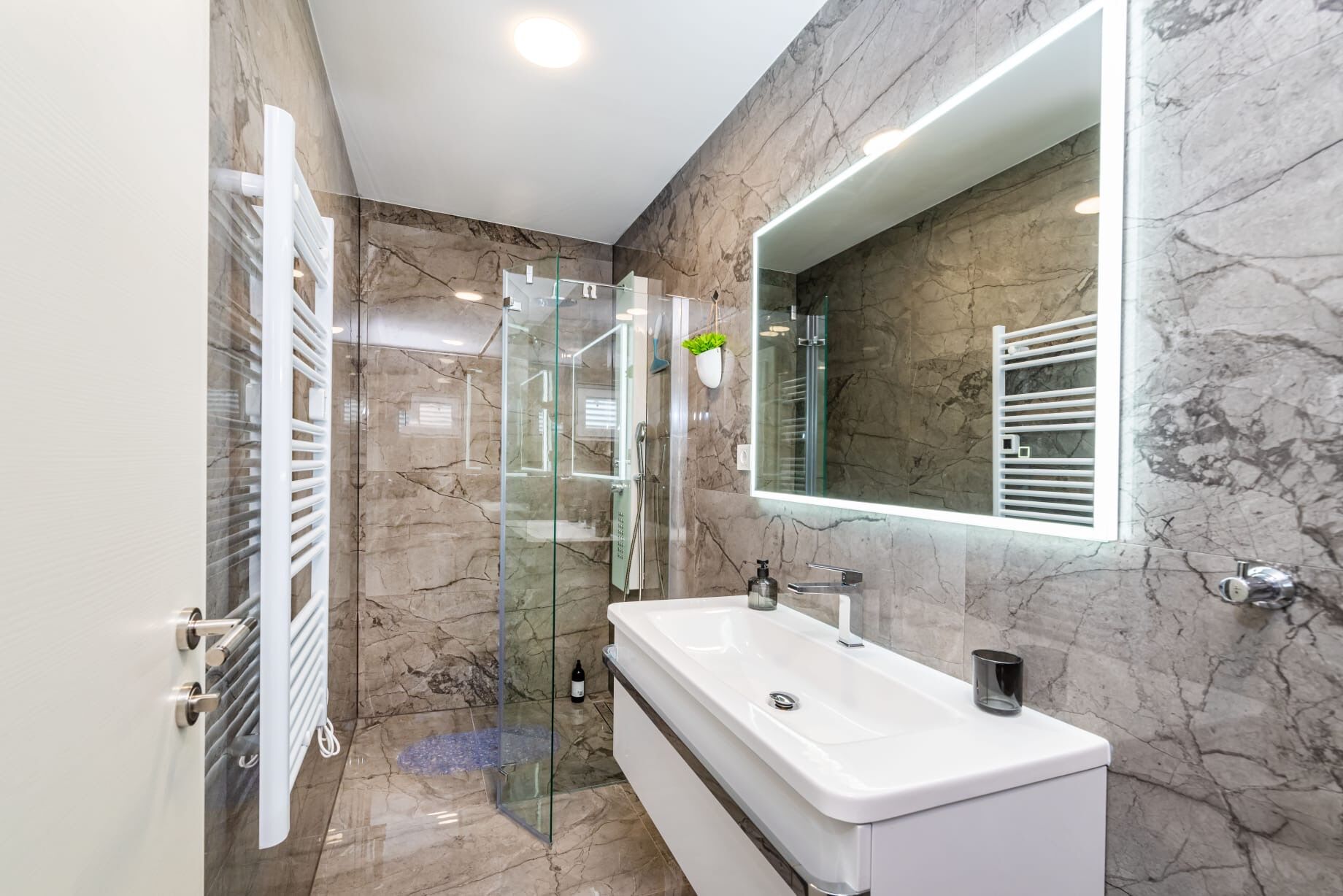 Photo of House Luxury Villa with pool