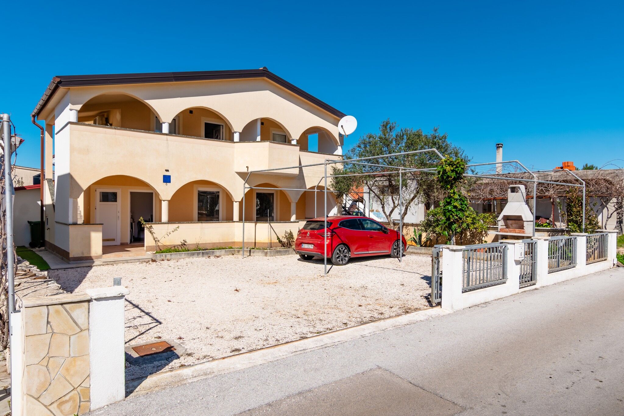 Photo of Apartments Hasnek