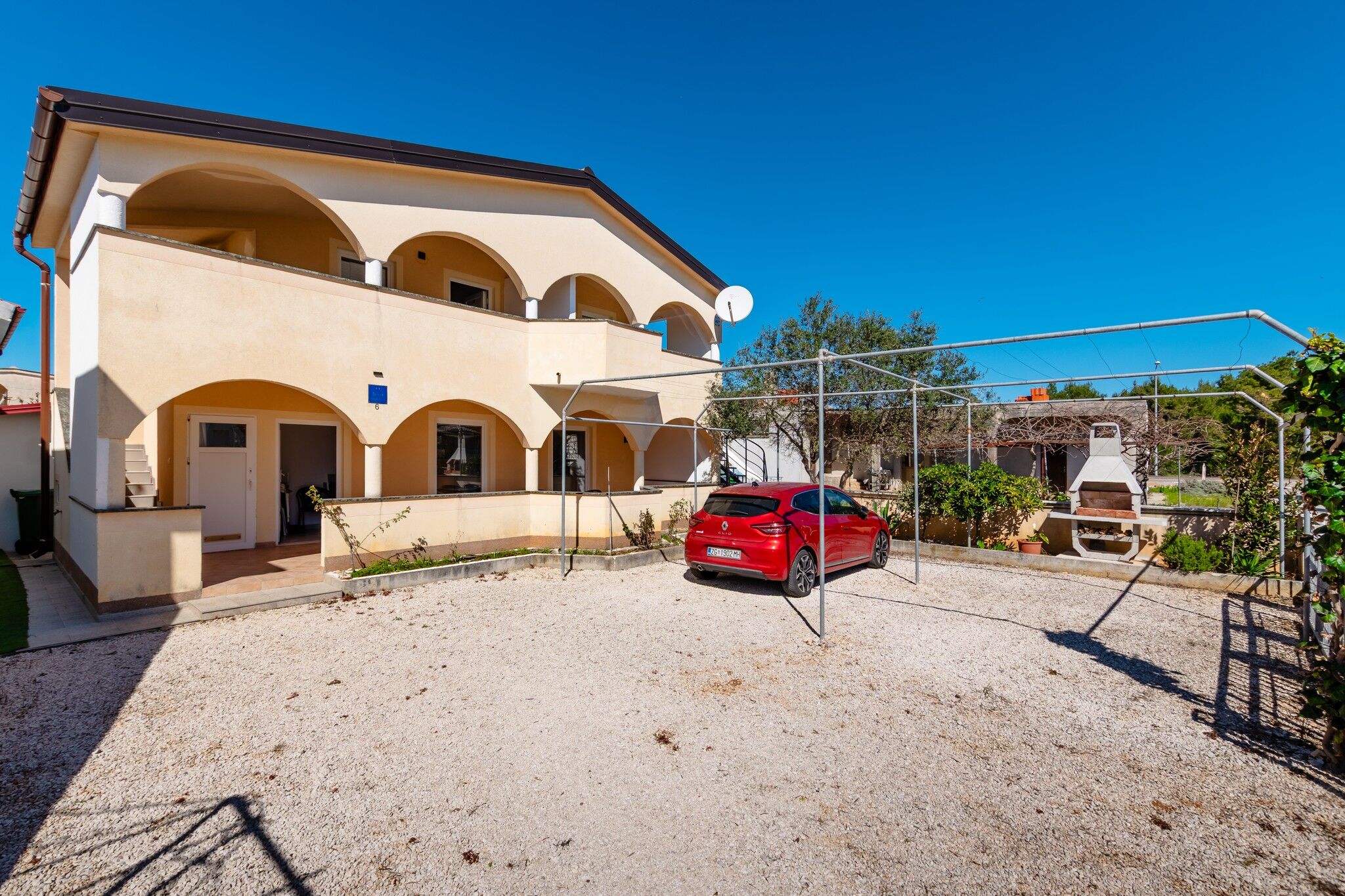 Photo of Apartments Hasnek