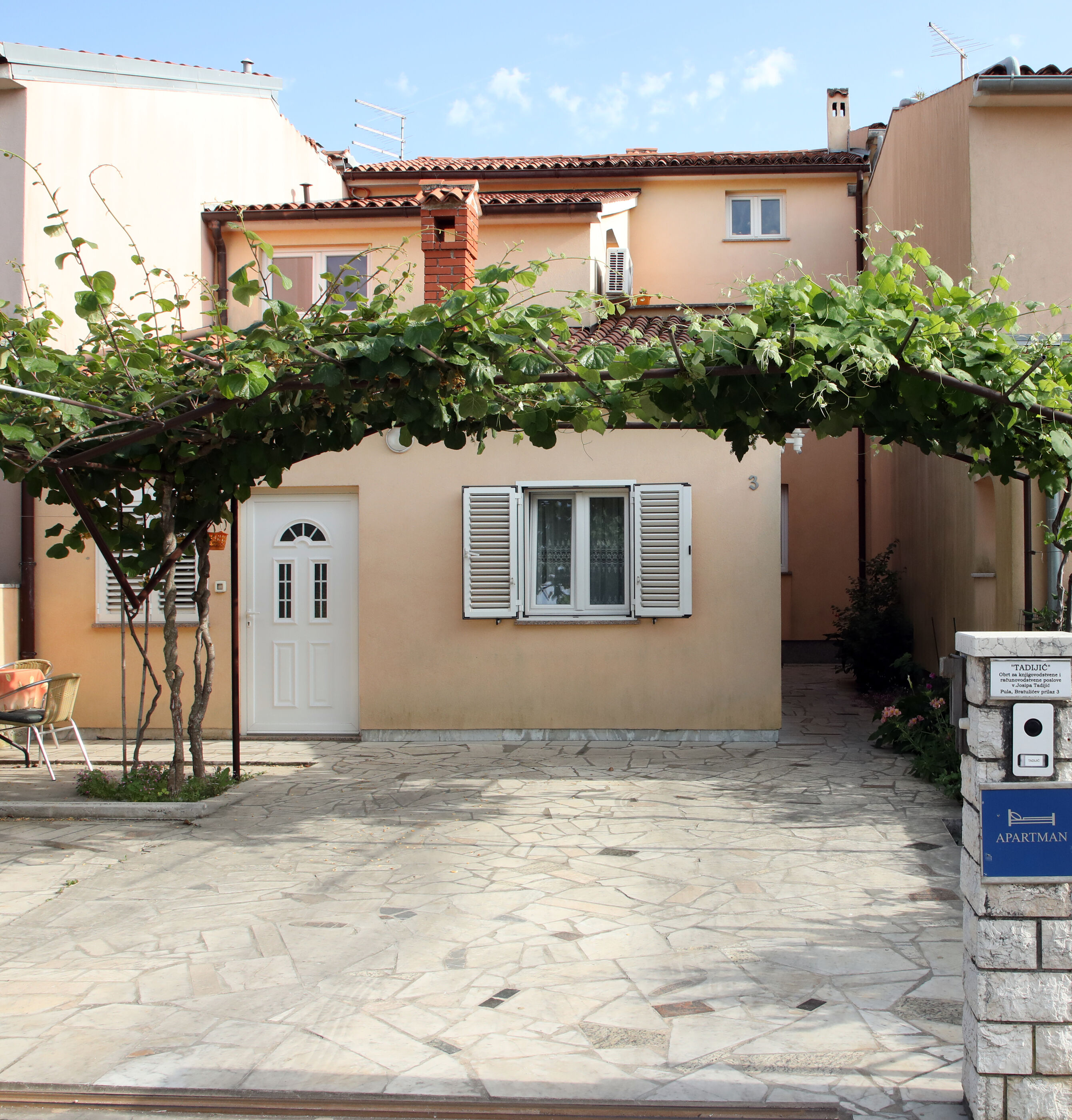 Photo of Apartments Tadijic