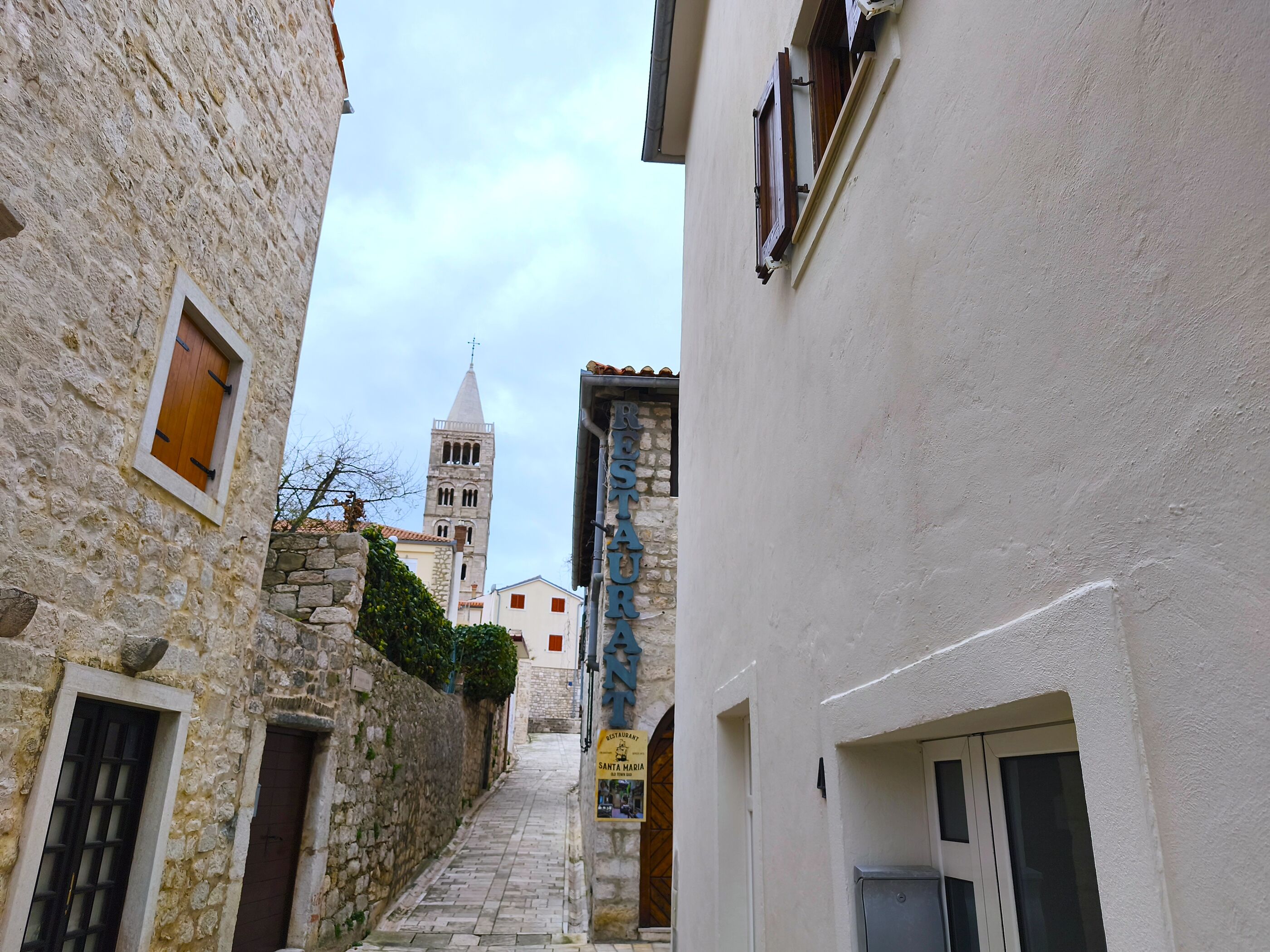 House Nonina kuca Accommodation in Rab