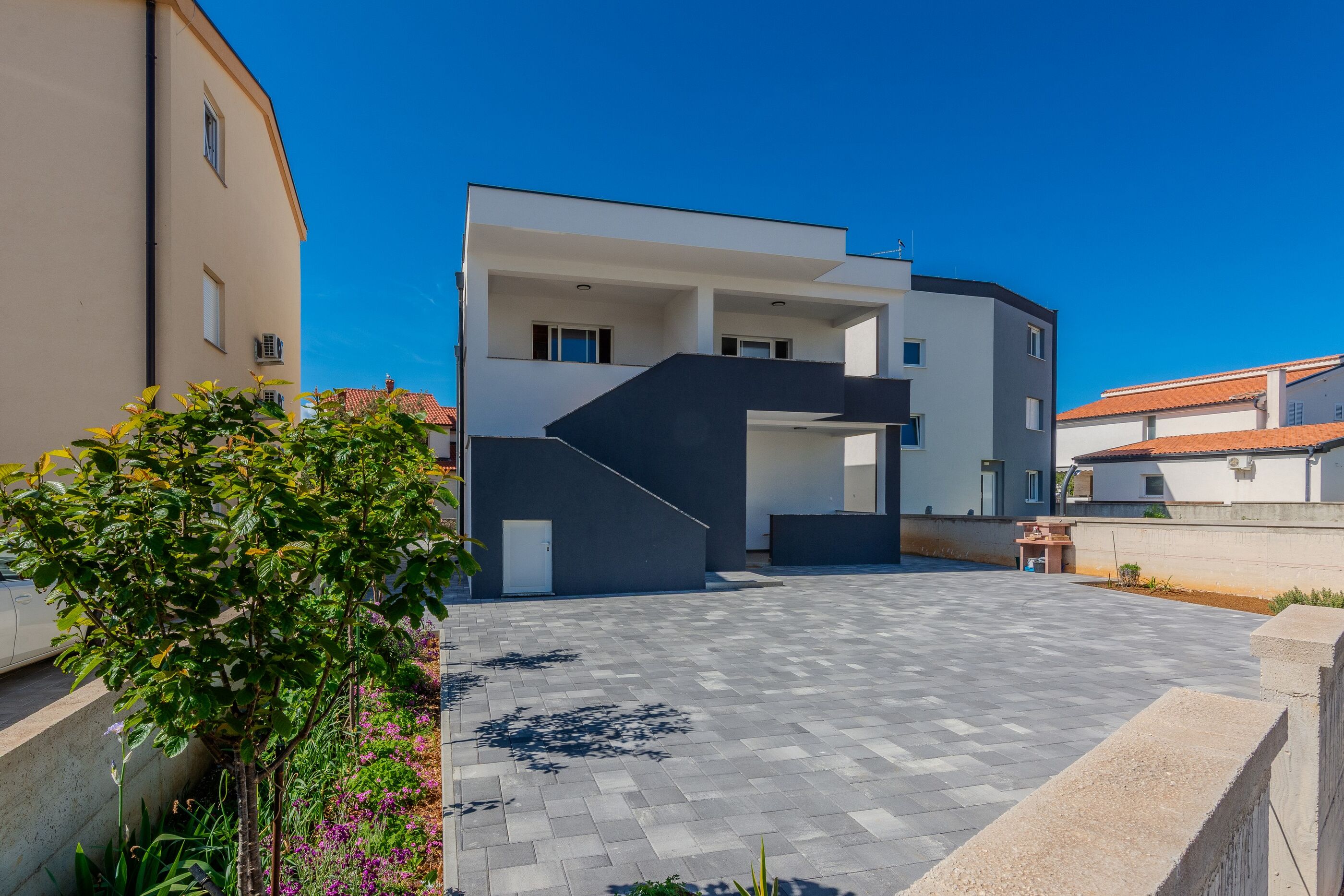 Apartment Mutak Accommodation in Vir