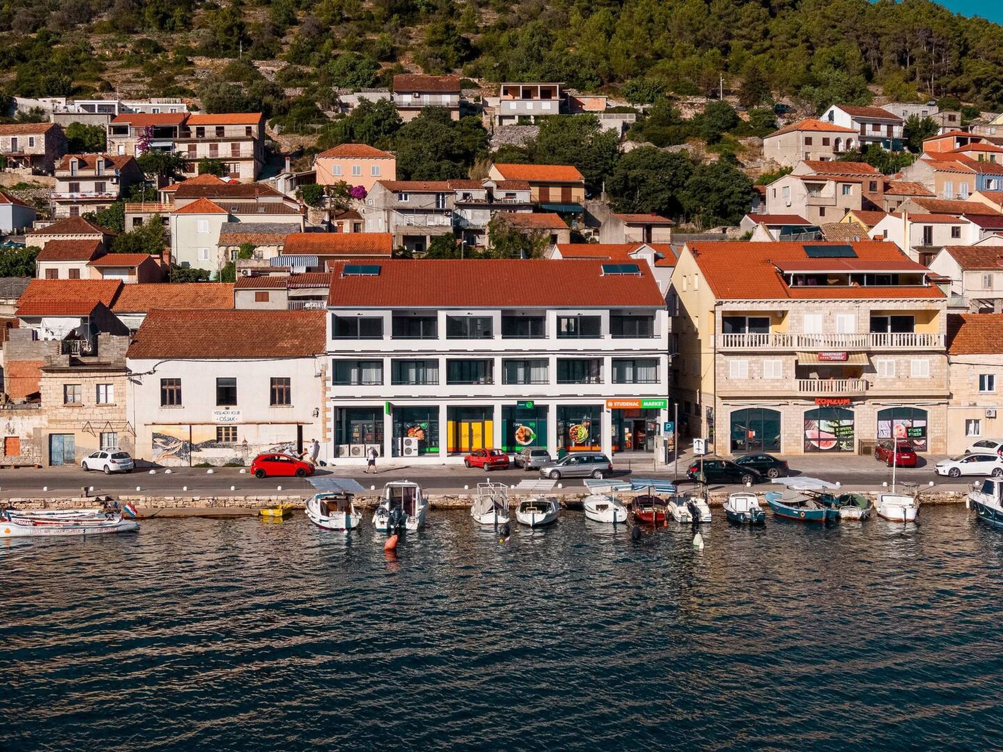 Apartmani i Sobe Ribarska srića A2