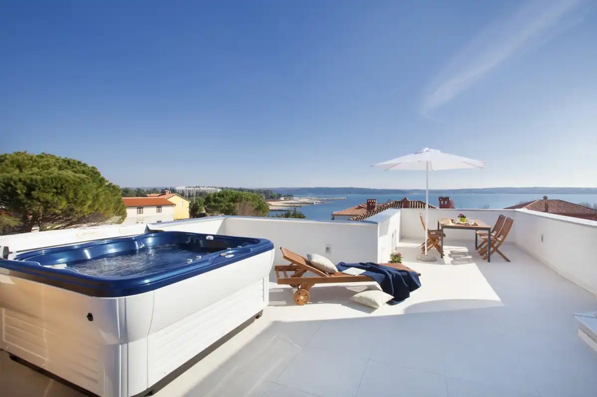 Villa Vera Accommodation in Novigrad