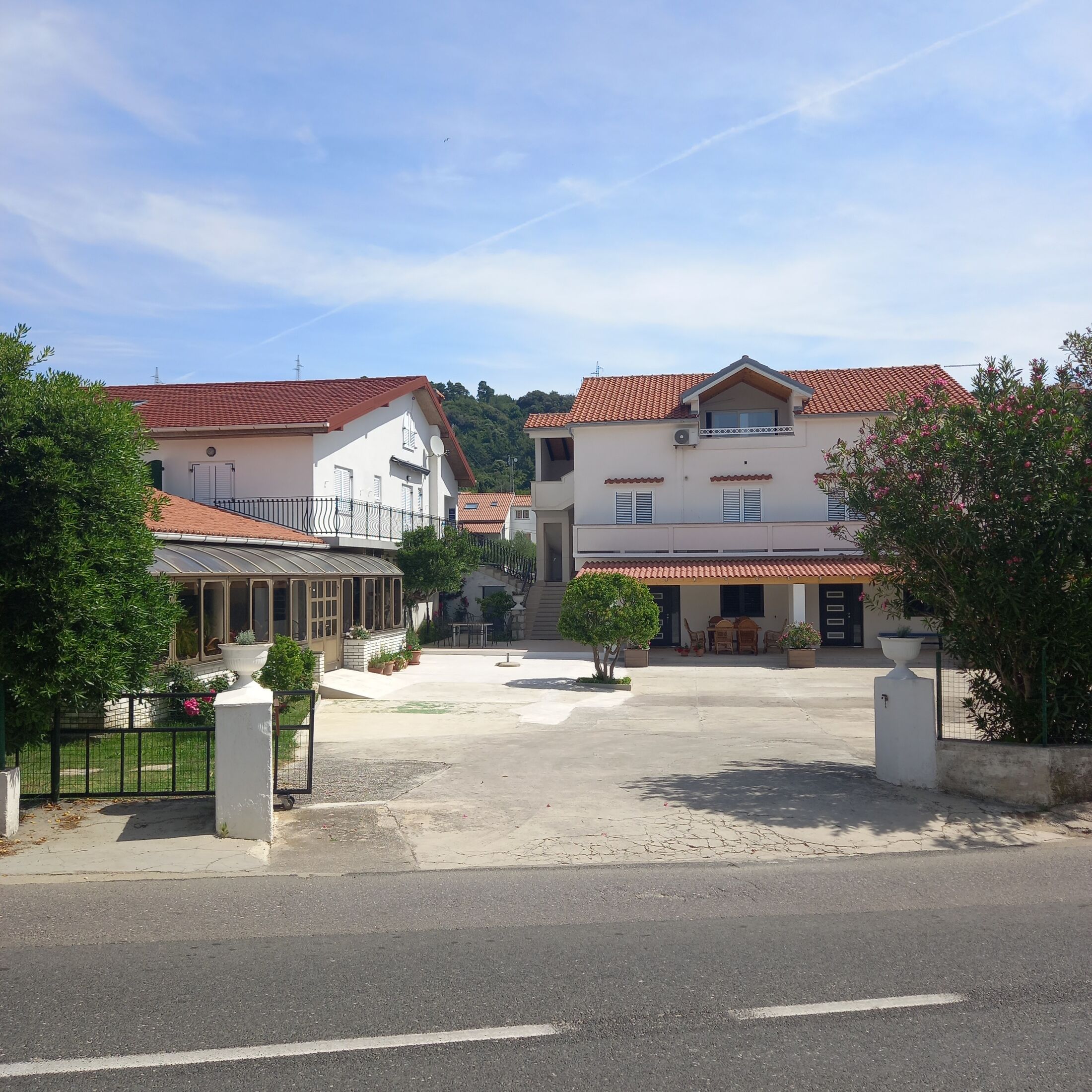 Apartmaji in Sobe PREKA S1