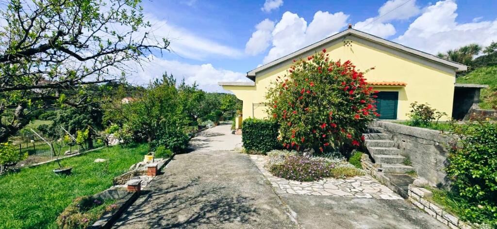 House Solis Accommodation in Rab