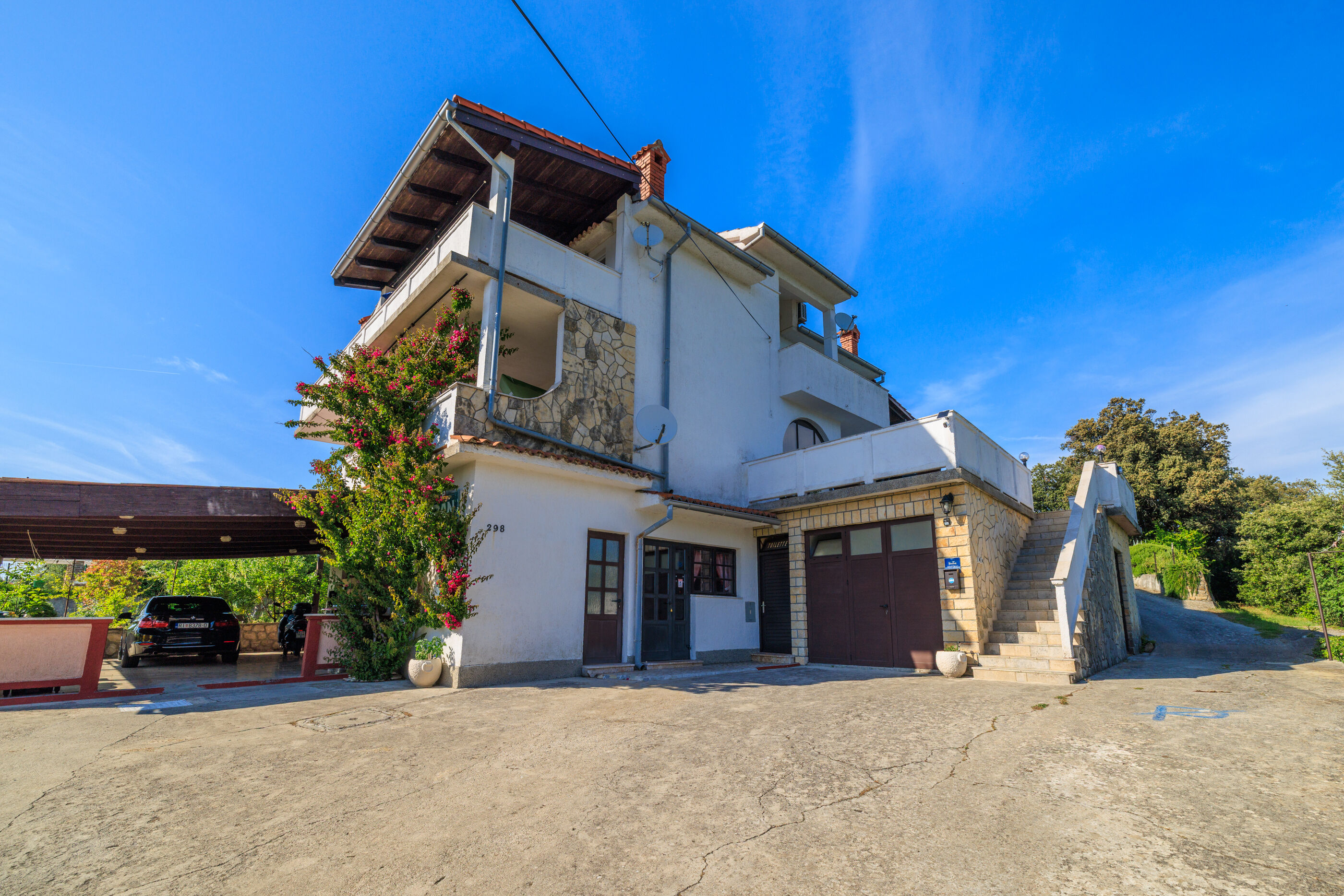 Photo of Apartments Davorka