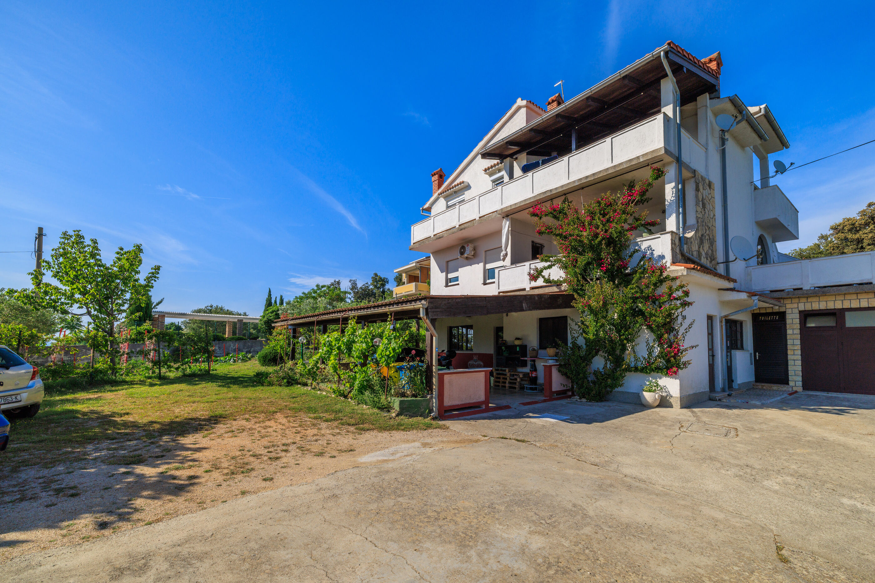 Photo of Apartments Davorka