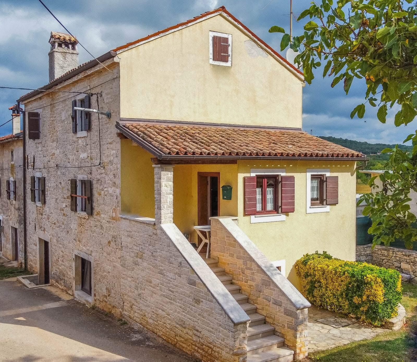 House Villa Adriana Accommodation in Bale