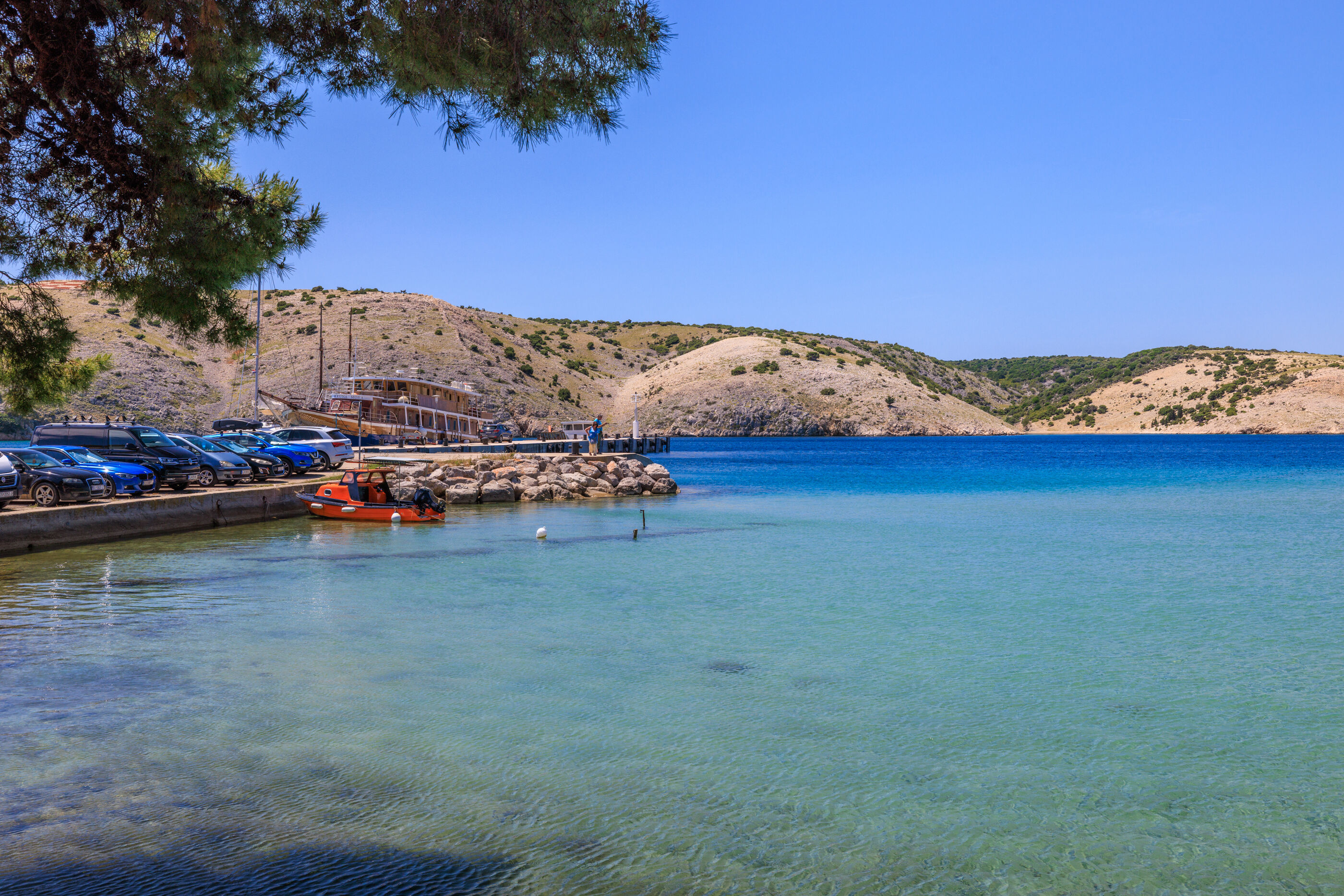 Photo of Apartments By the sea in Lopar