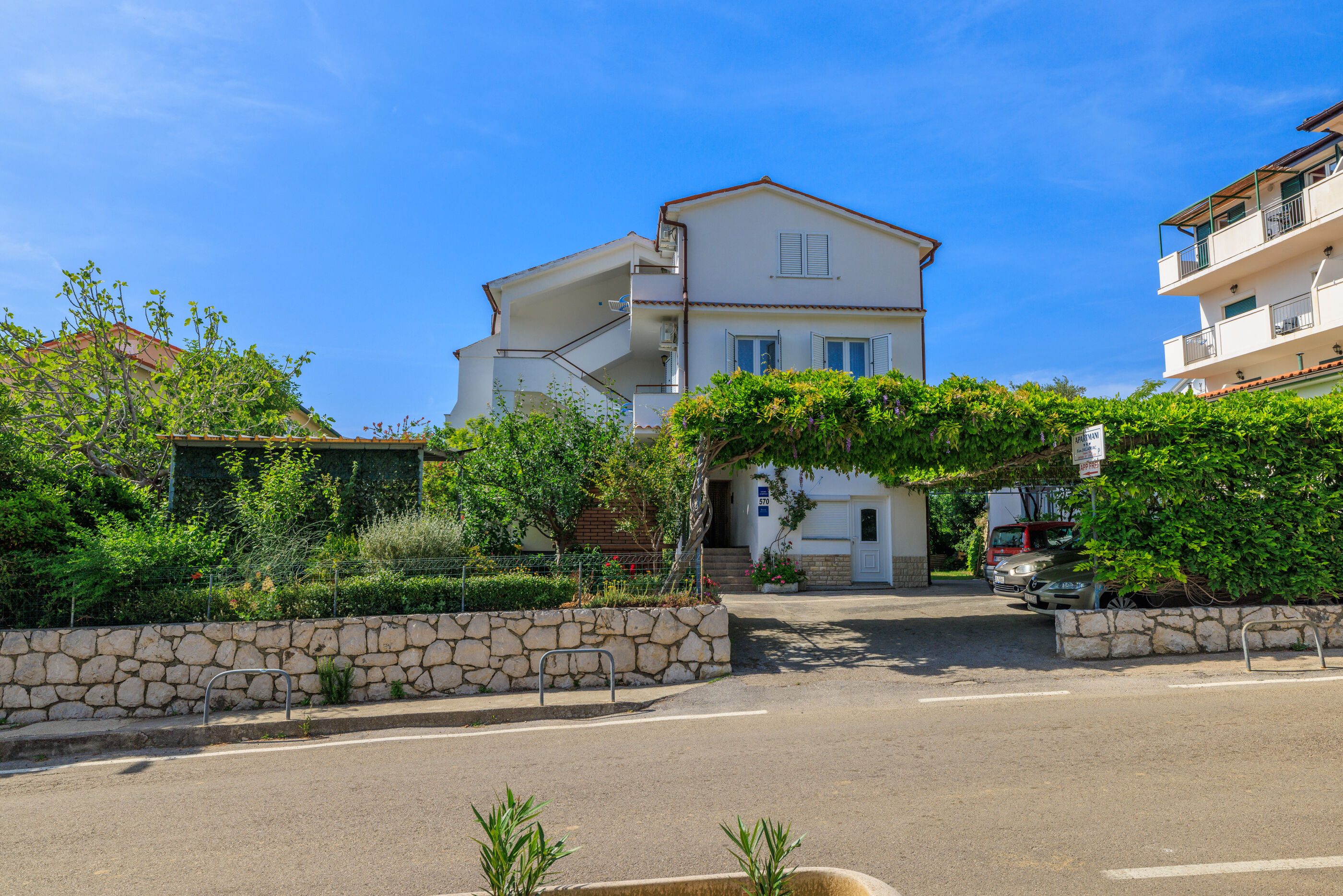 Photo of Apartments Anica J