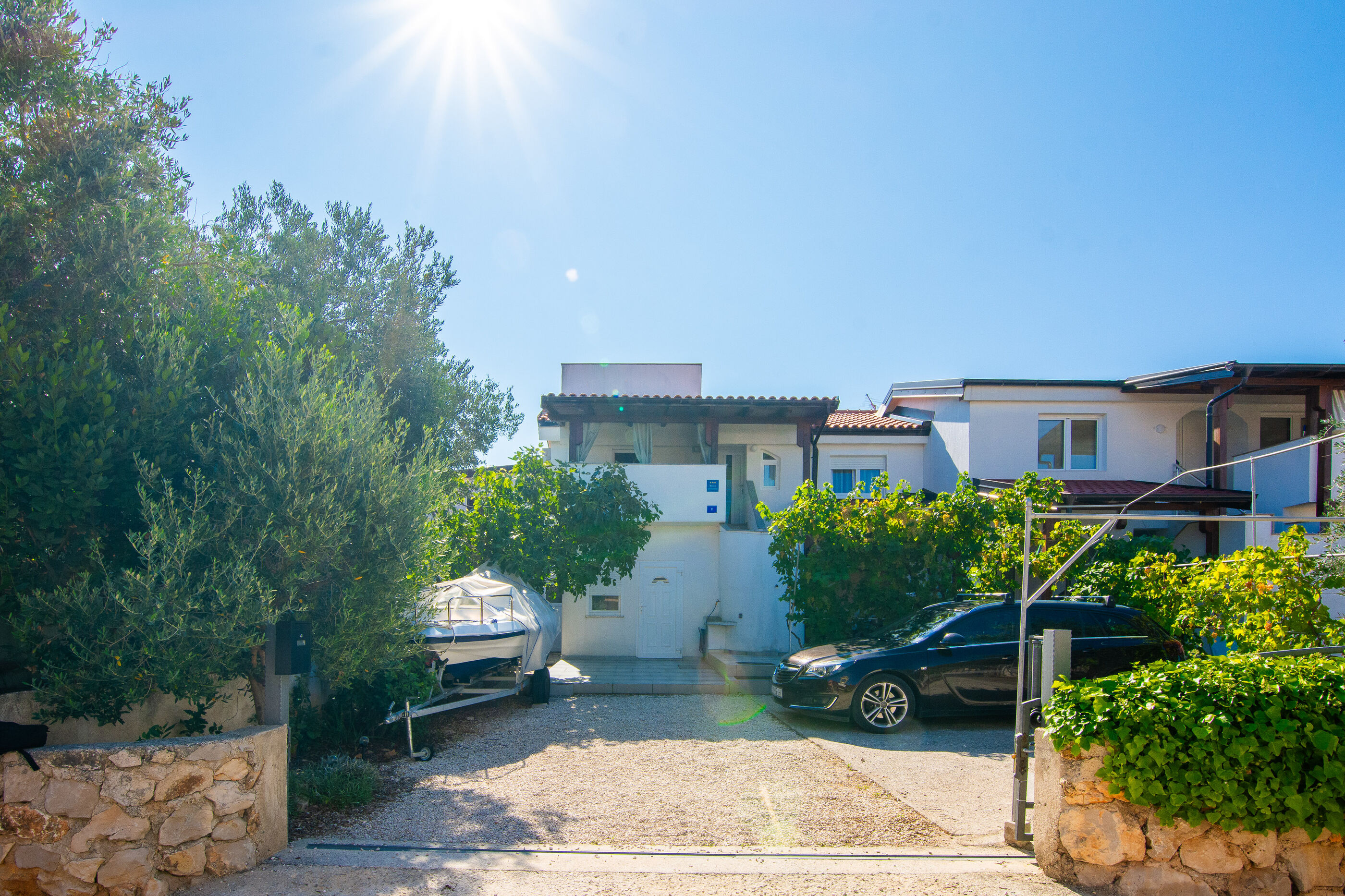 Apartment  Milatovic Accommodation in Vir