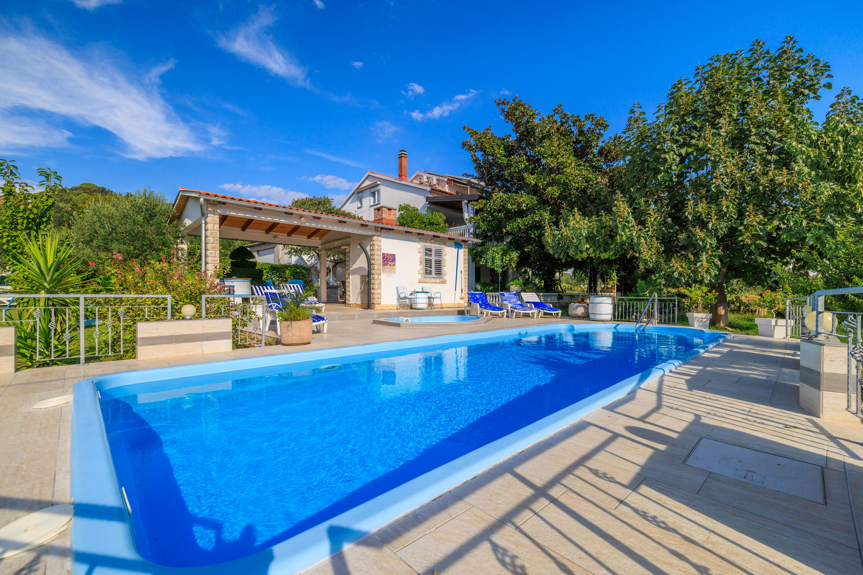 Apartments Ankica Accommodation in Rab