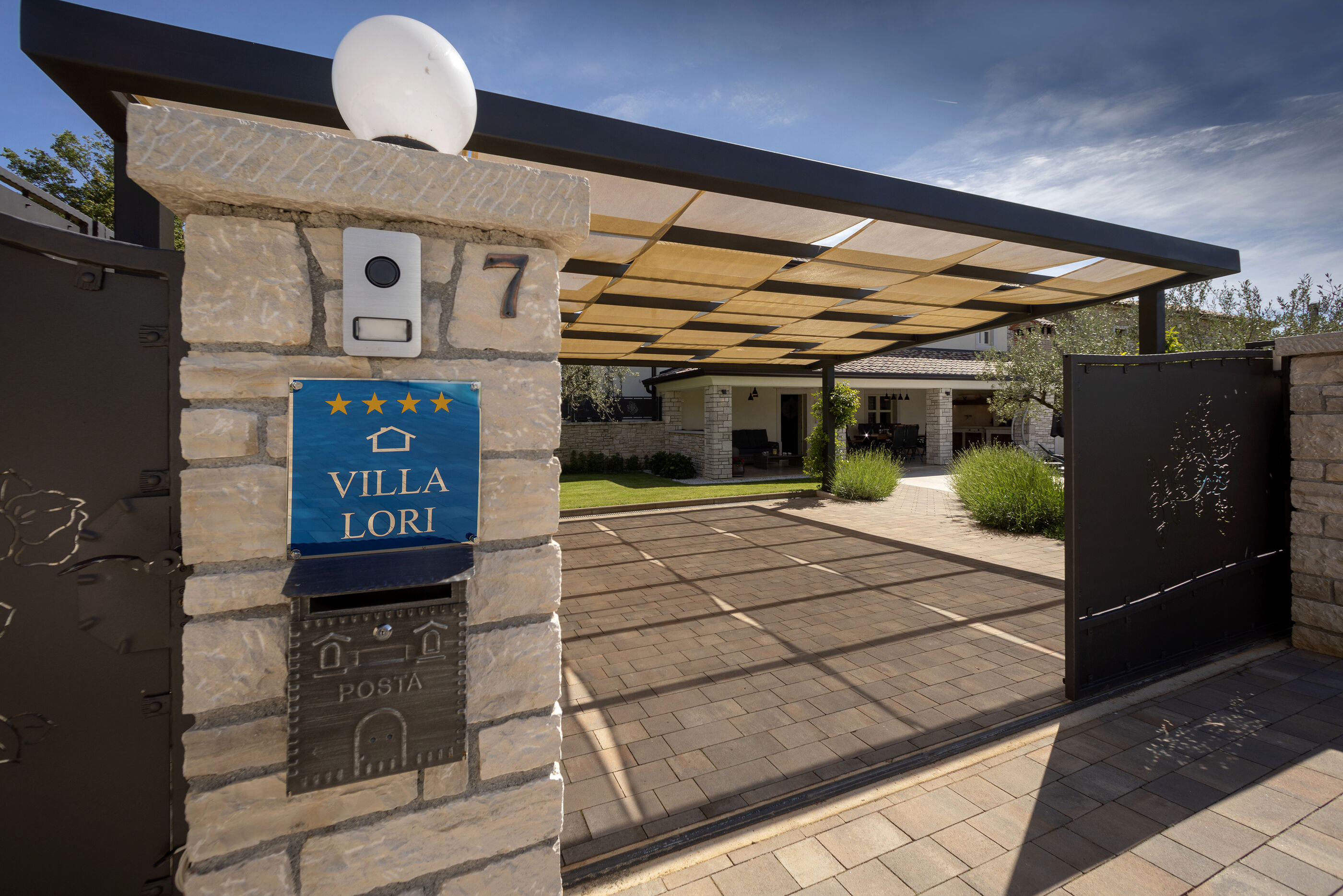 Photo of Villa Villa Casa Lori s bazenom i whirlpoolom