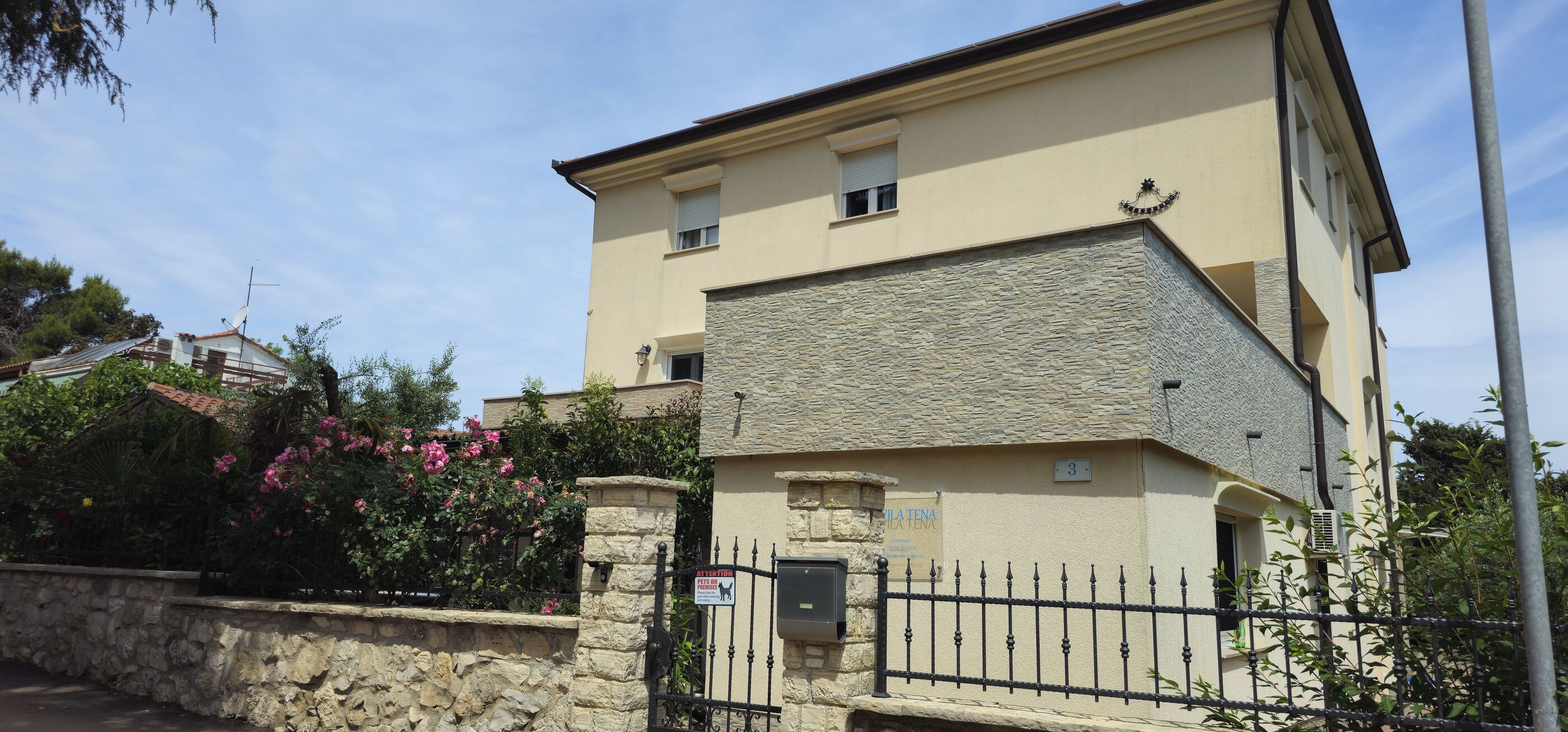 Photo of Apartments VILA TENA