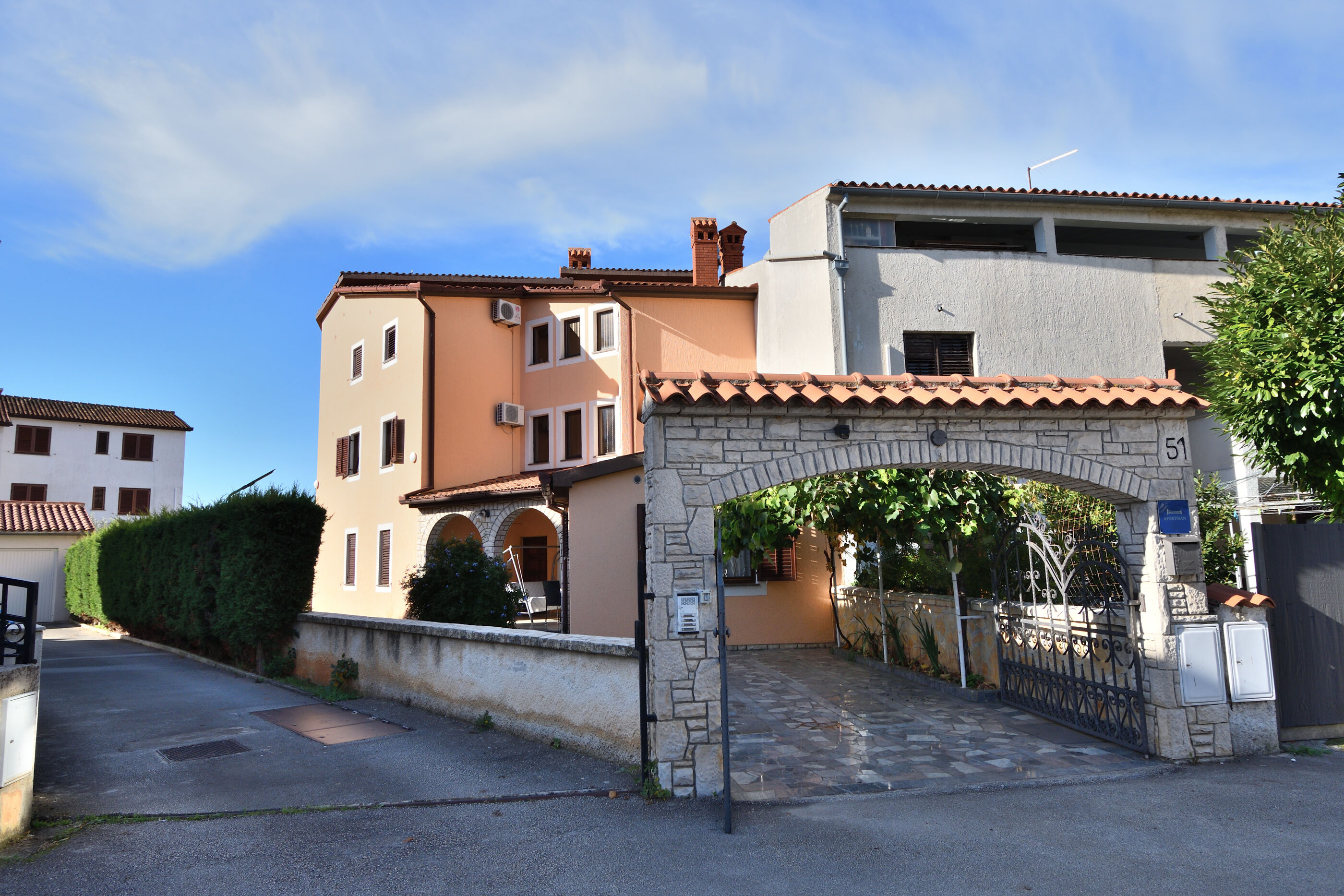 Photo of Apartments Mir